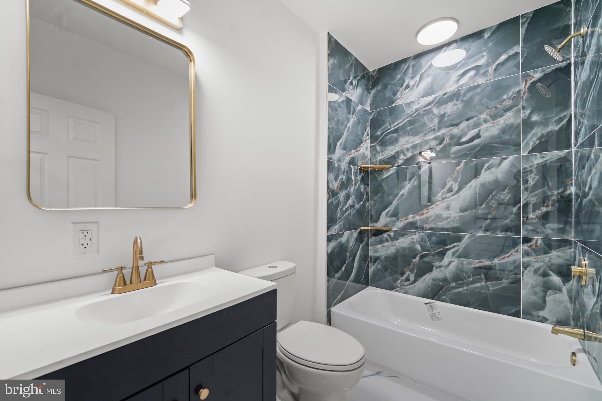 PHILADELPHIA - Residential