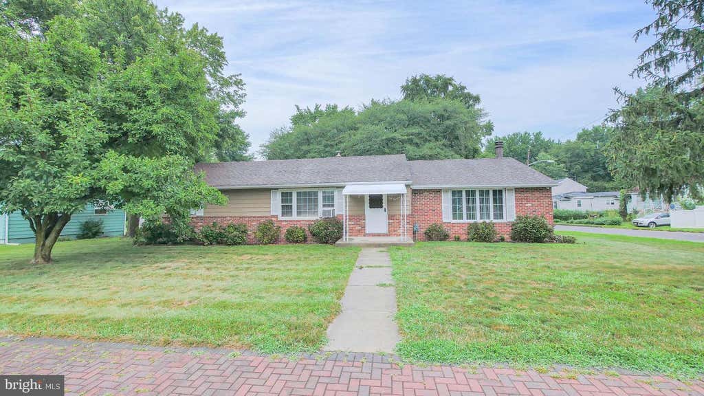 Photo of 100 Kennedy Boulevard, SOMERDALE, NJ 08083 (MLS # NJCD2124142)