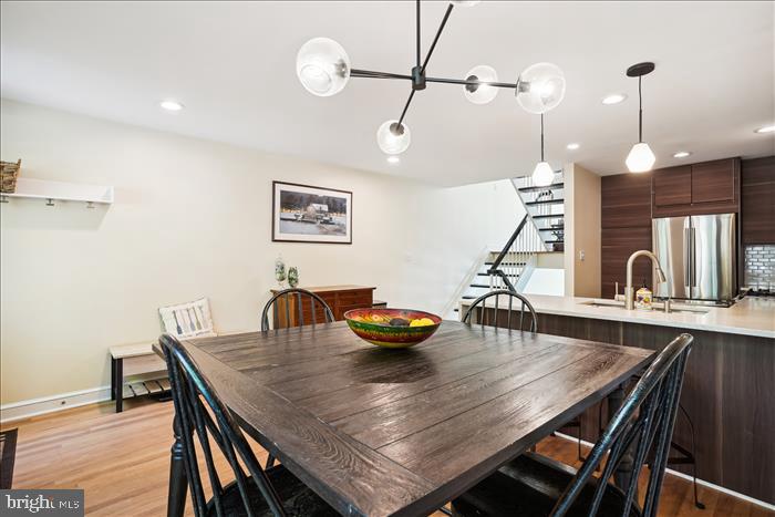 RESTON - Residential