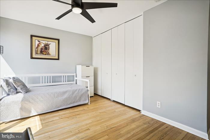 RESTON - Residential