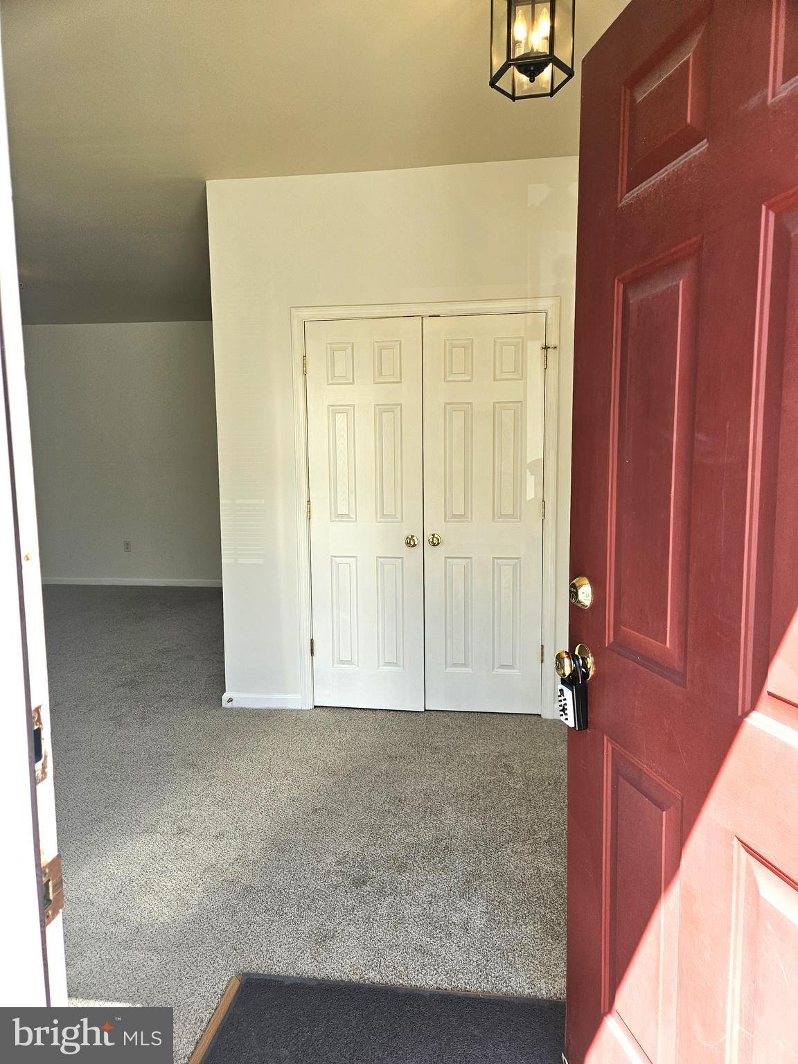 CARRIAGE HILL - Residential