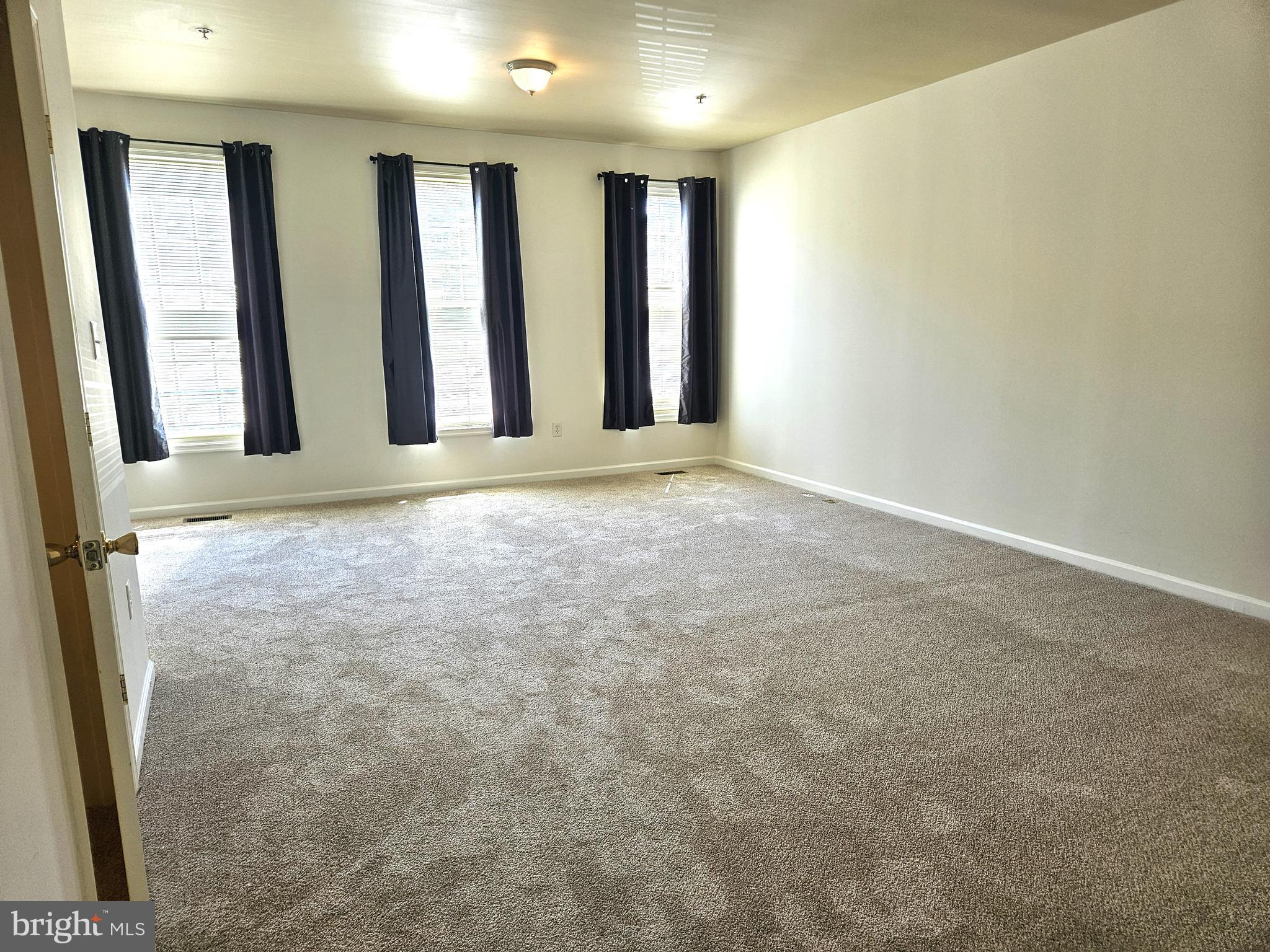 CARRIAGE HILL - Residential