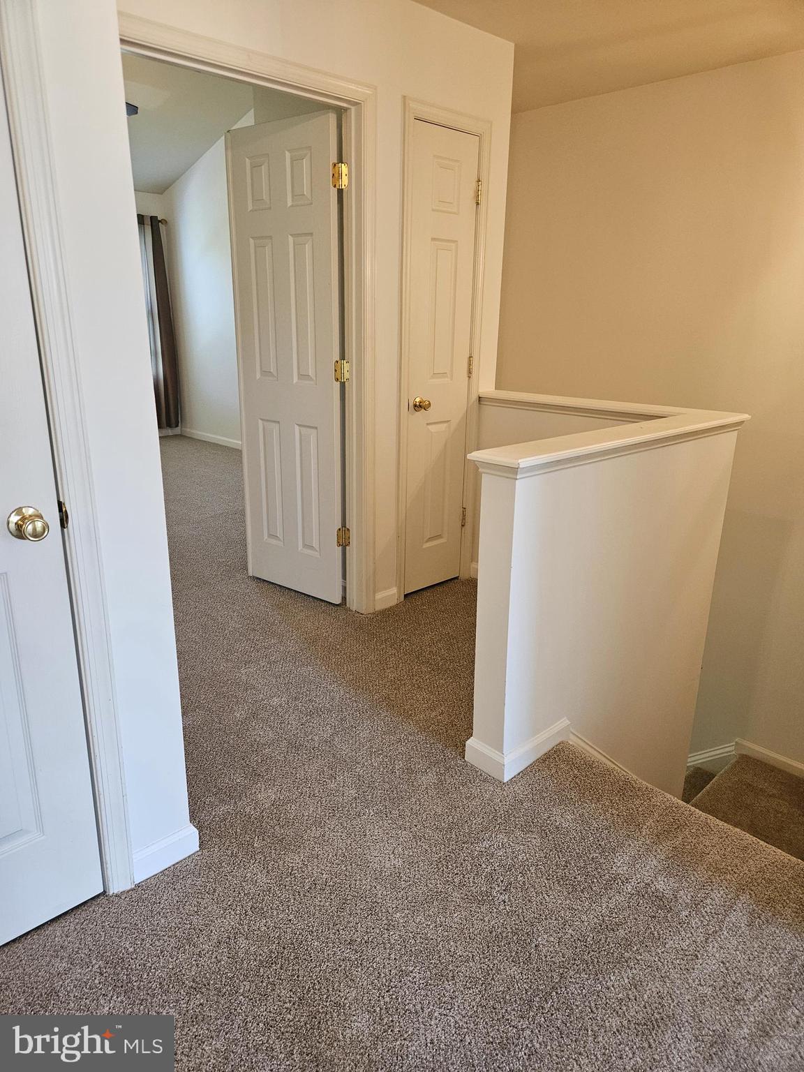 CARRIAGE HILL - Residential