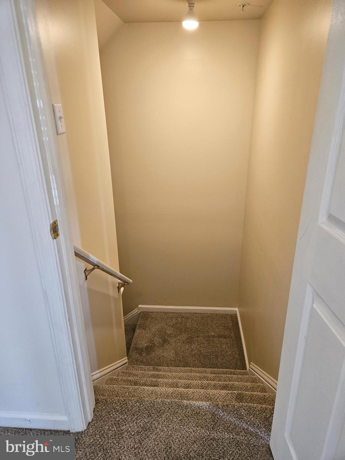 CARRIAGE HILL - Residential