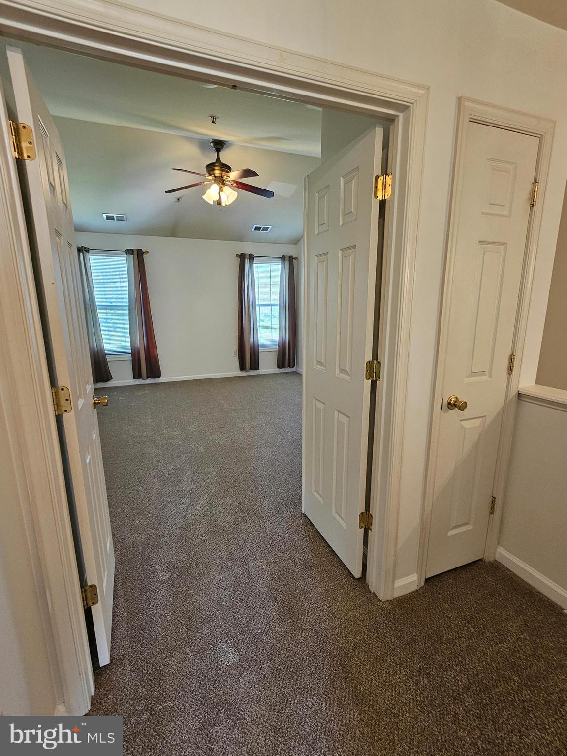 CARRIAGE HILL - Residential