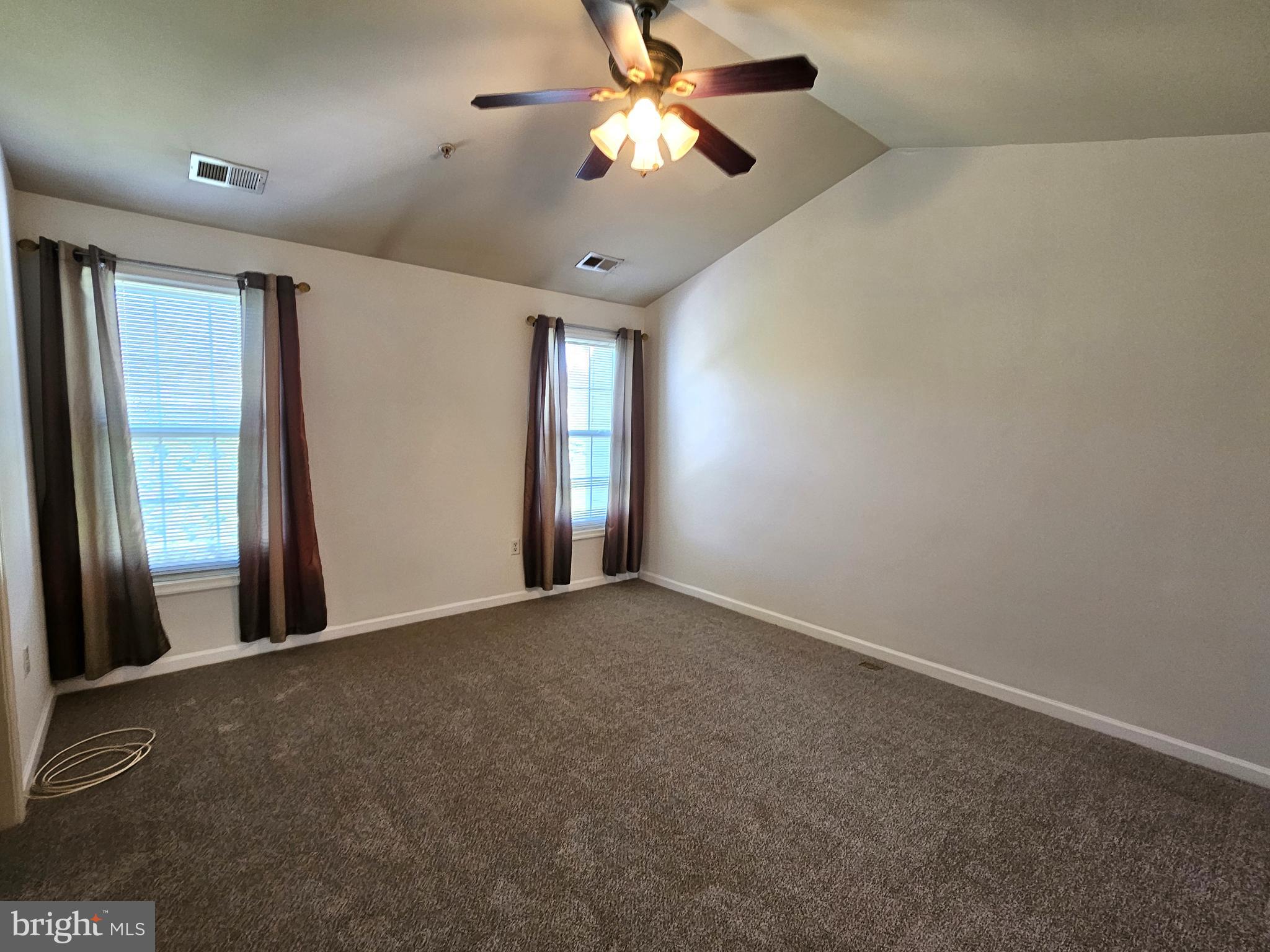 CARRIAGE HILL - Residential