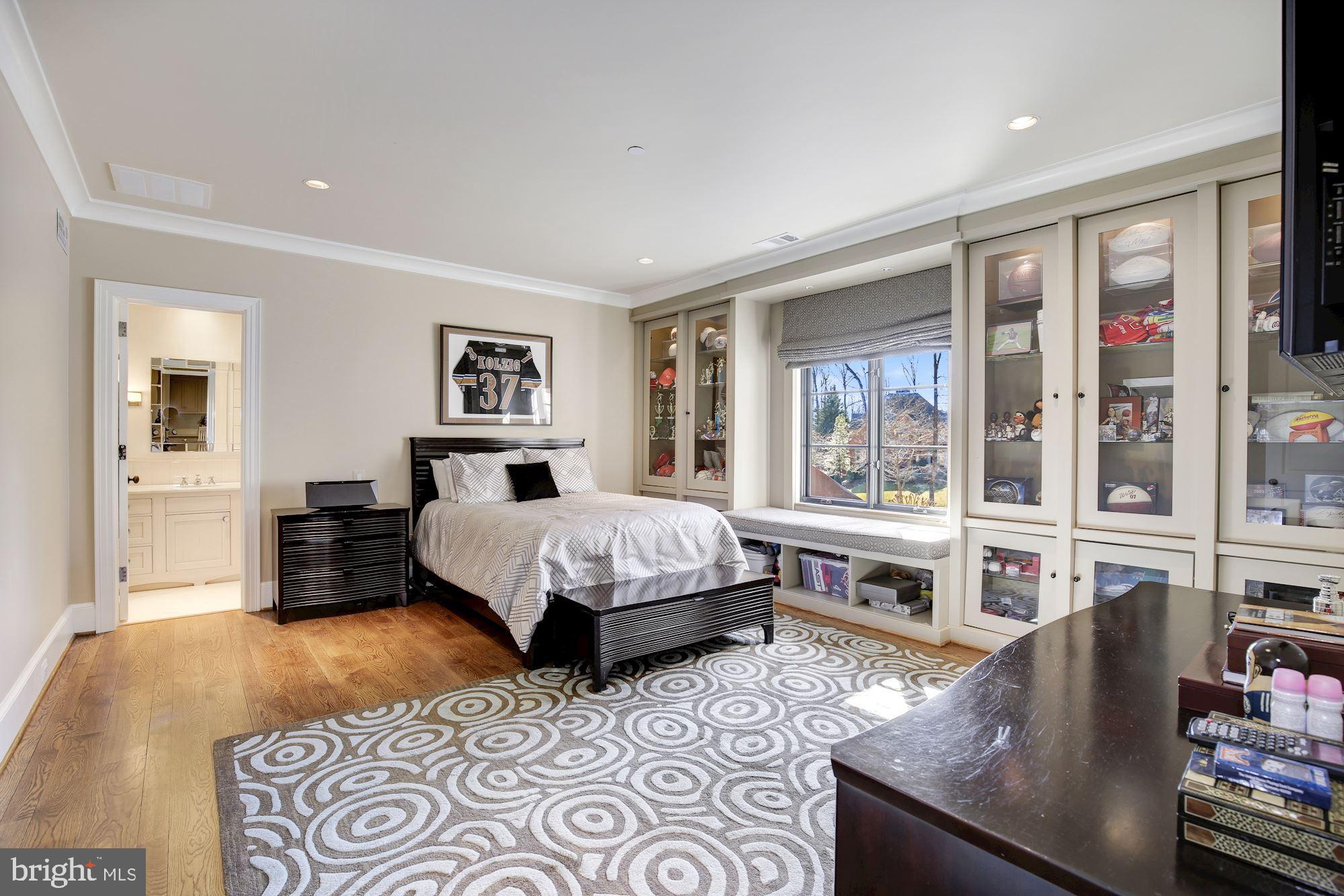 AVENEL - Residential