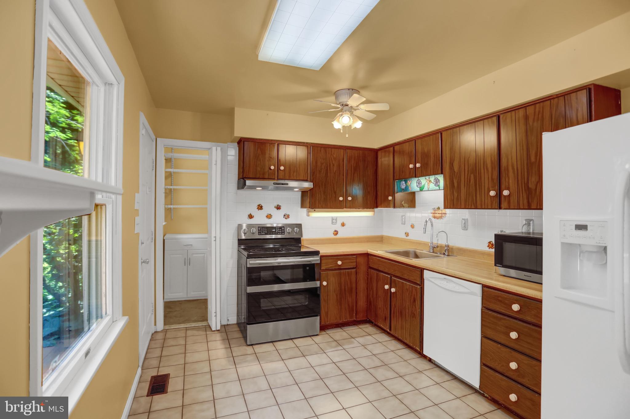 SHAWNEE VIEW - Residential