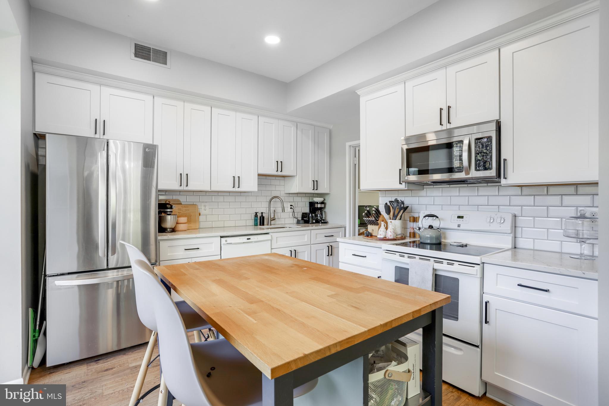 WOODWINDS TWO - Residential