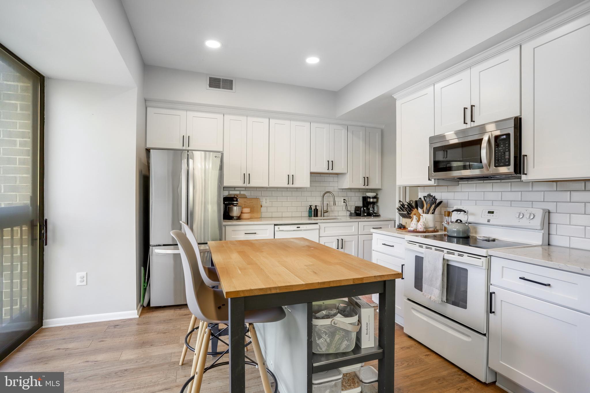 WOODWINDS TWO - Residential