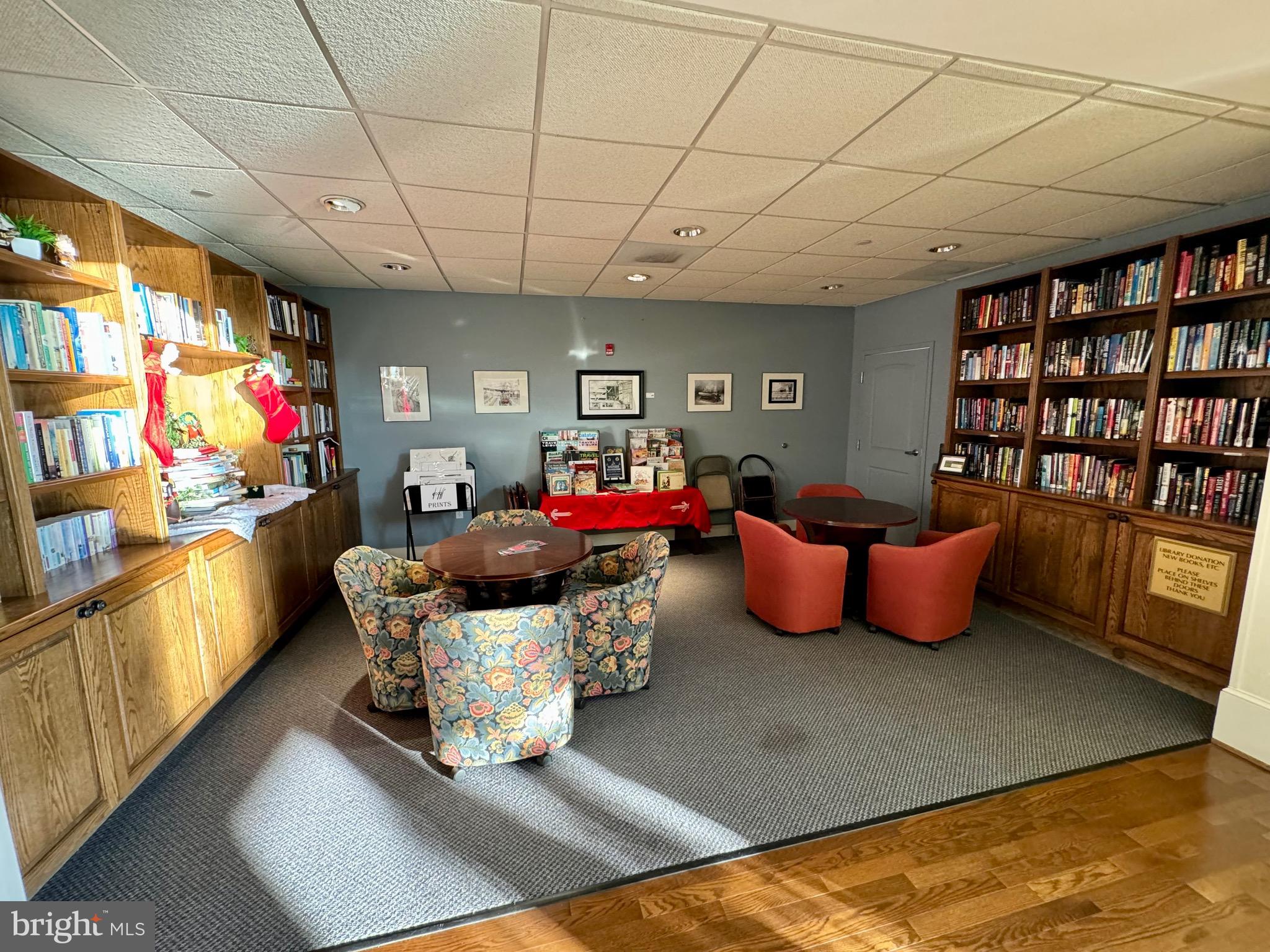 HORIZON ON THE BAY CONDO - Residential