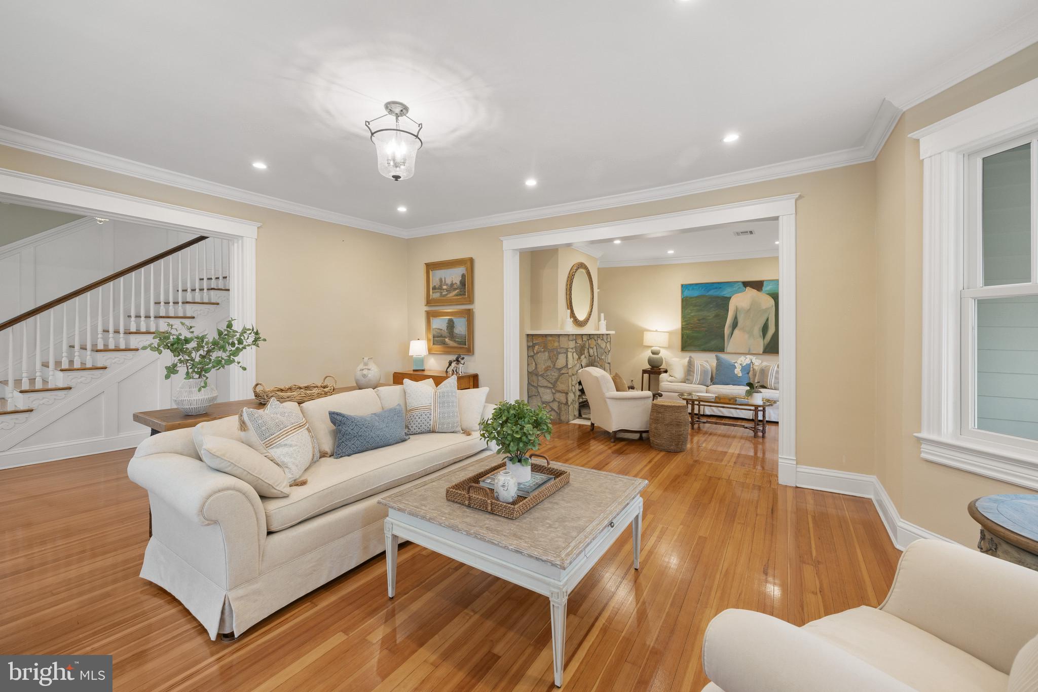 WELLINGTON - Residential