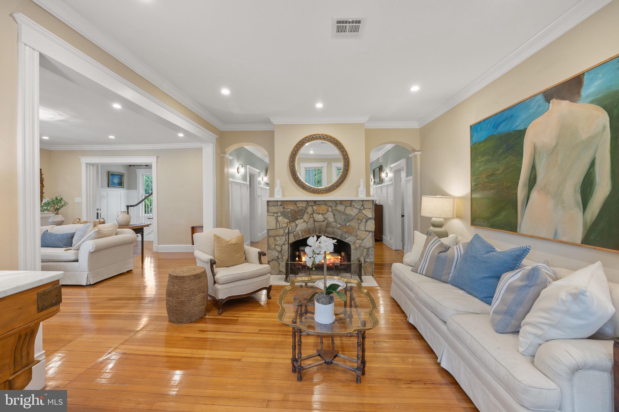 WELLINGTON - Residential