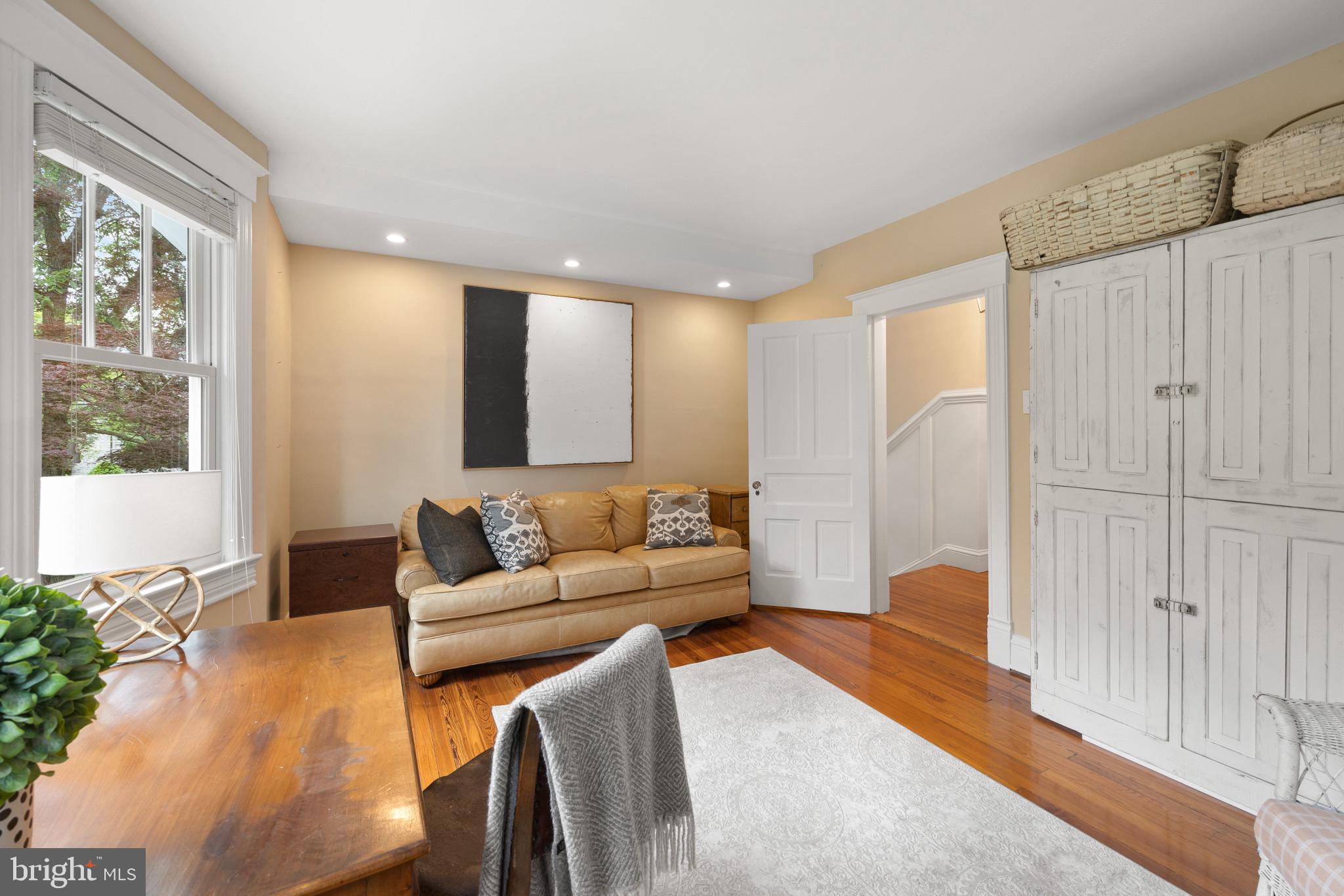 WELLINGTON - Residential