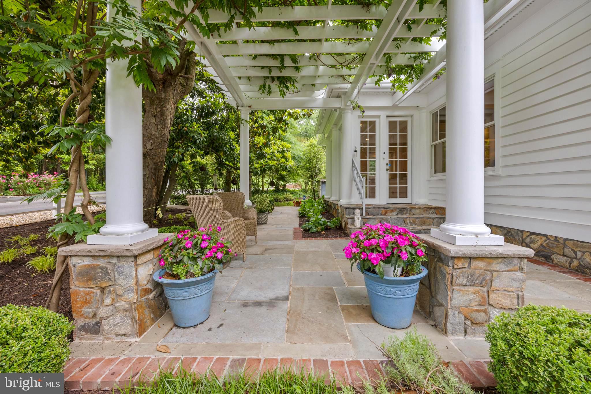 WELLINGTON - Residential