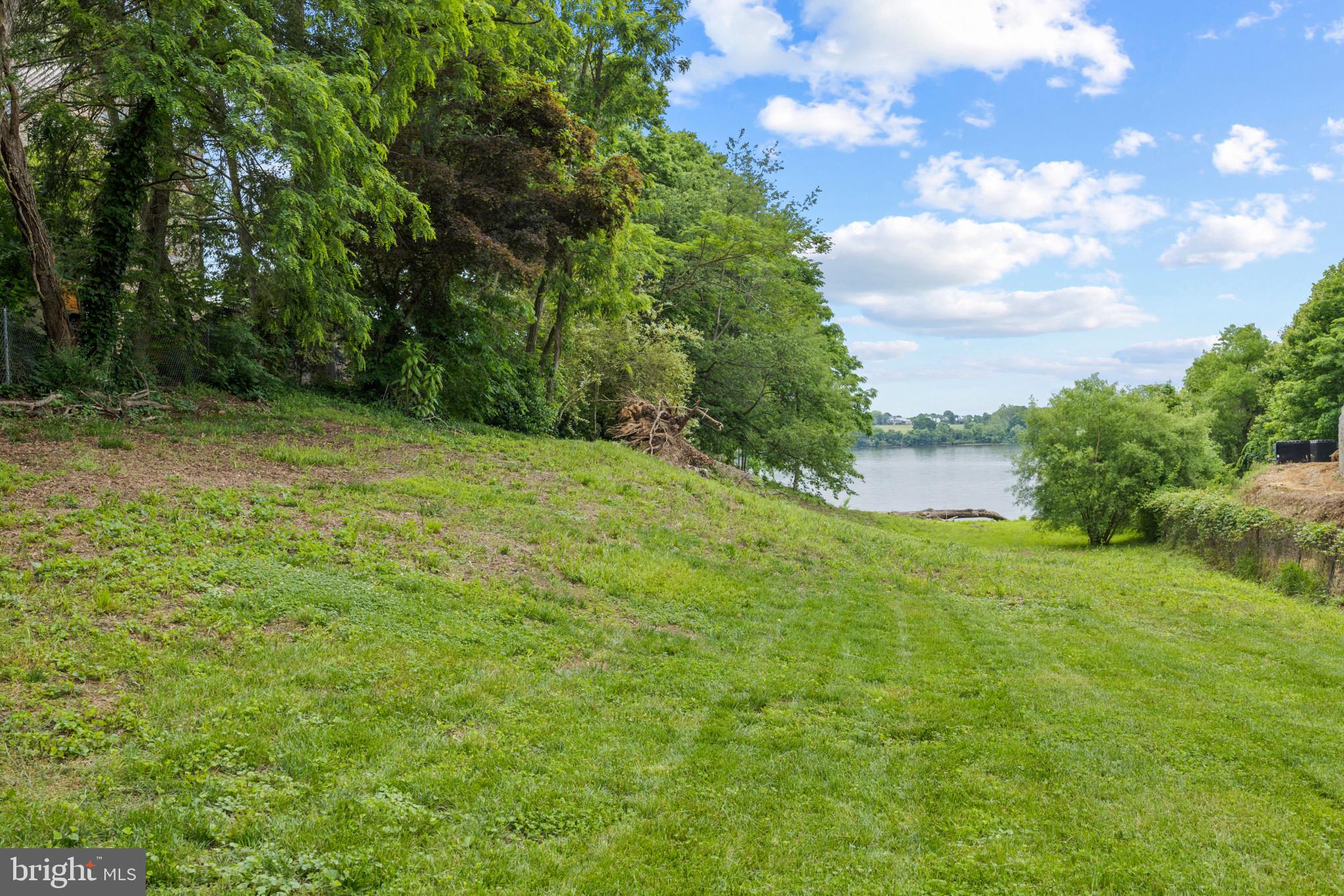 WELLINGTON - Residential