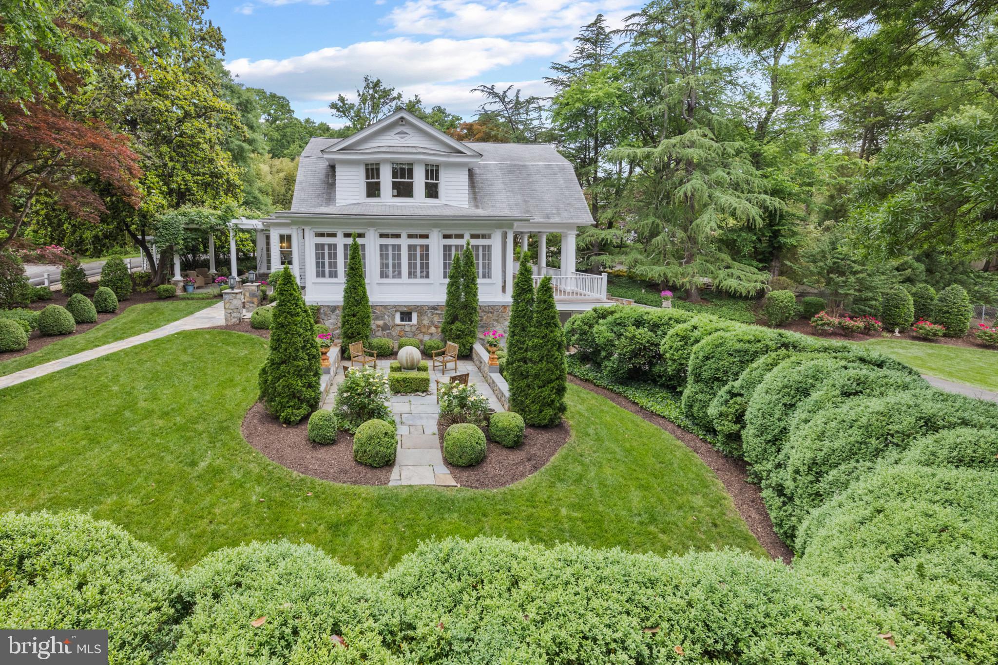 WELLINGTON - Residential