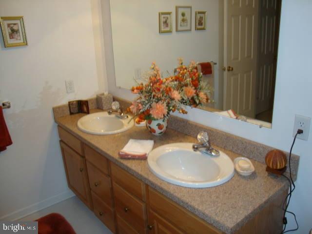 SUMMIT HILLS - Residential