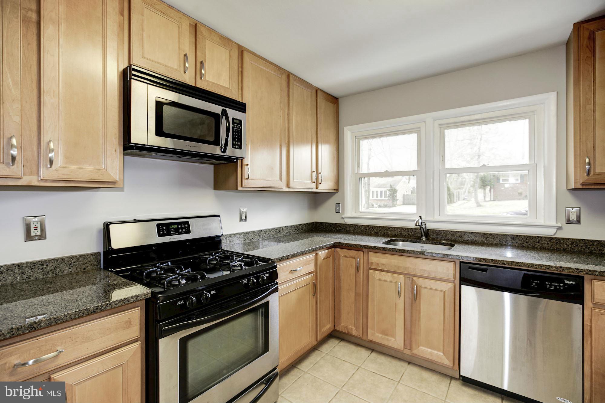 NORTH SPRINGFIELD - Residential