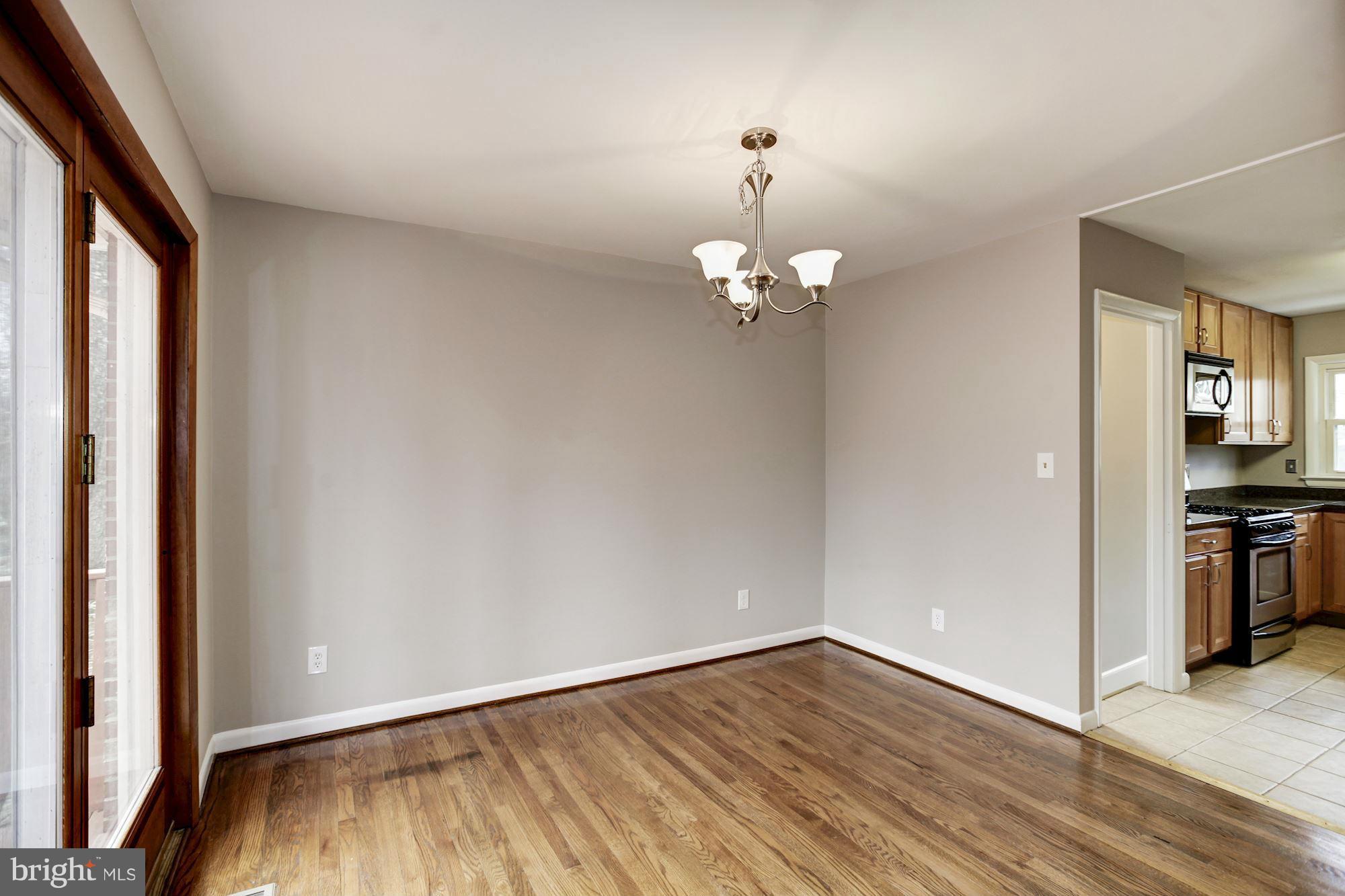 NORTH SPRINGFIELD - Residential