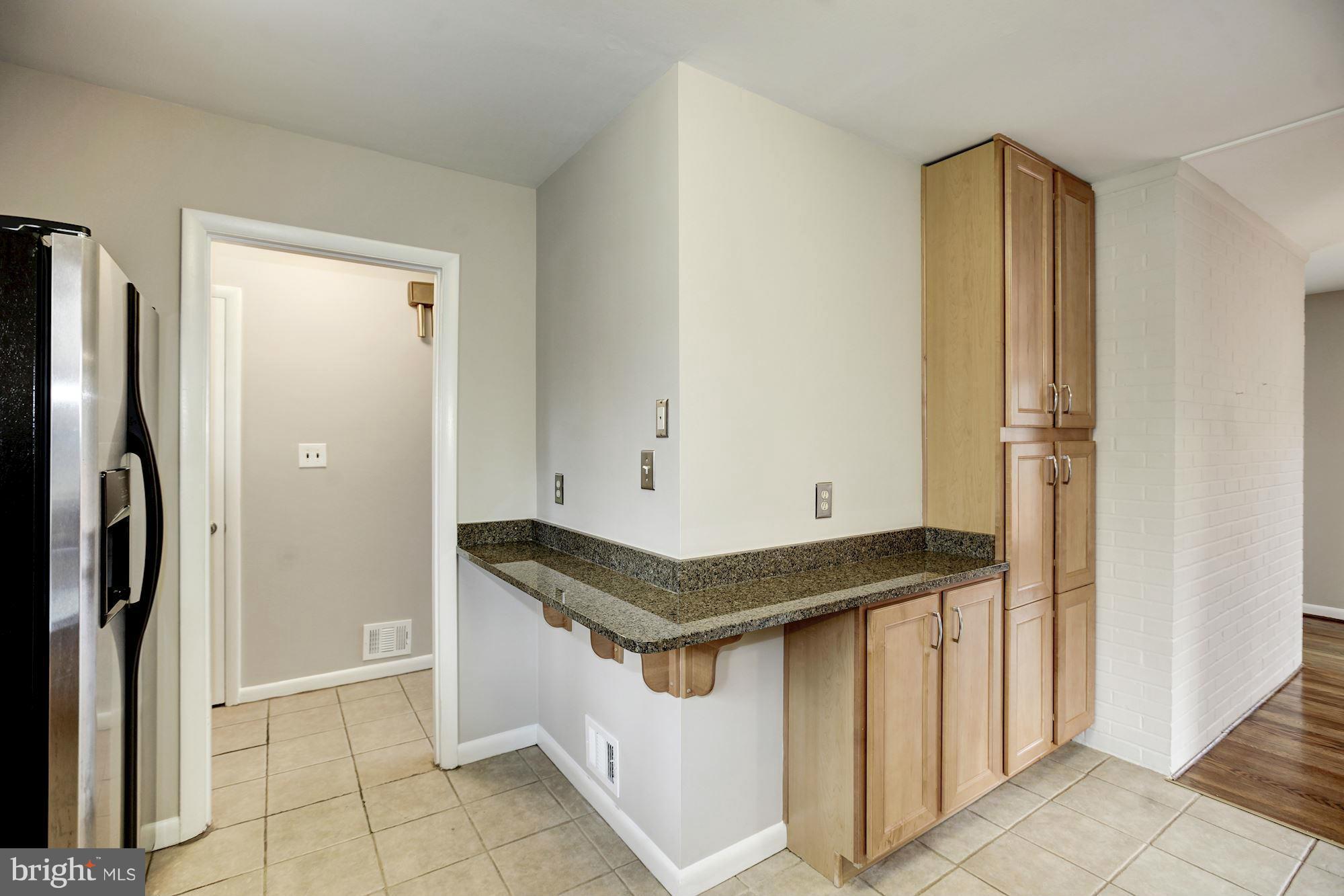 NORTH SPRINGFIELD - Residential