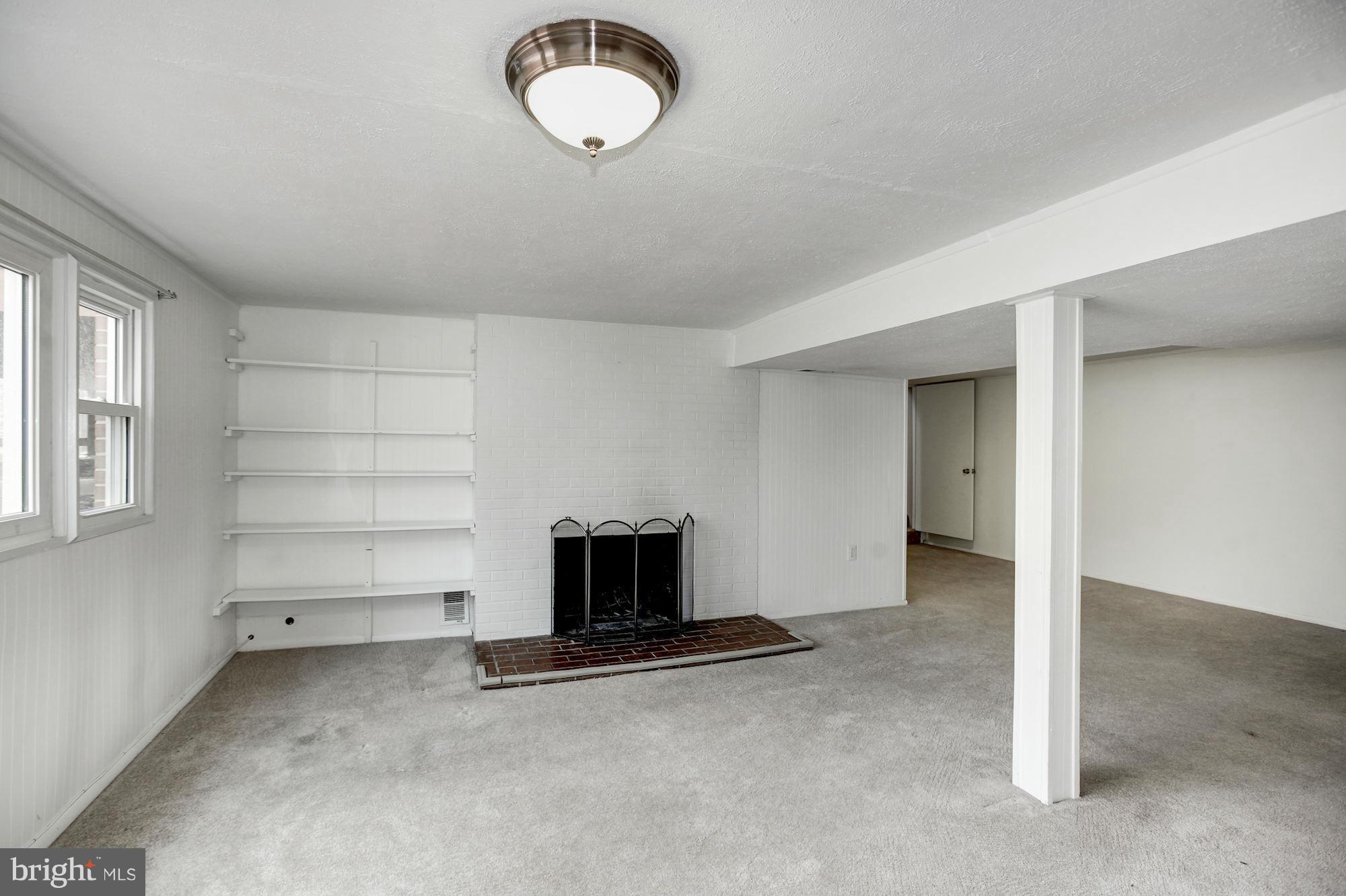 NORTH SPRINGFIELD - Residential