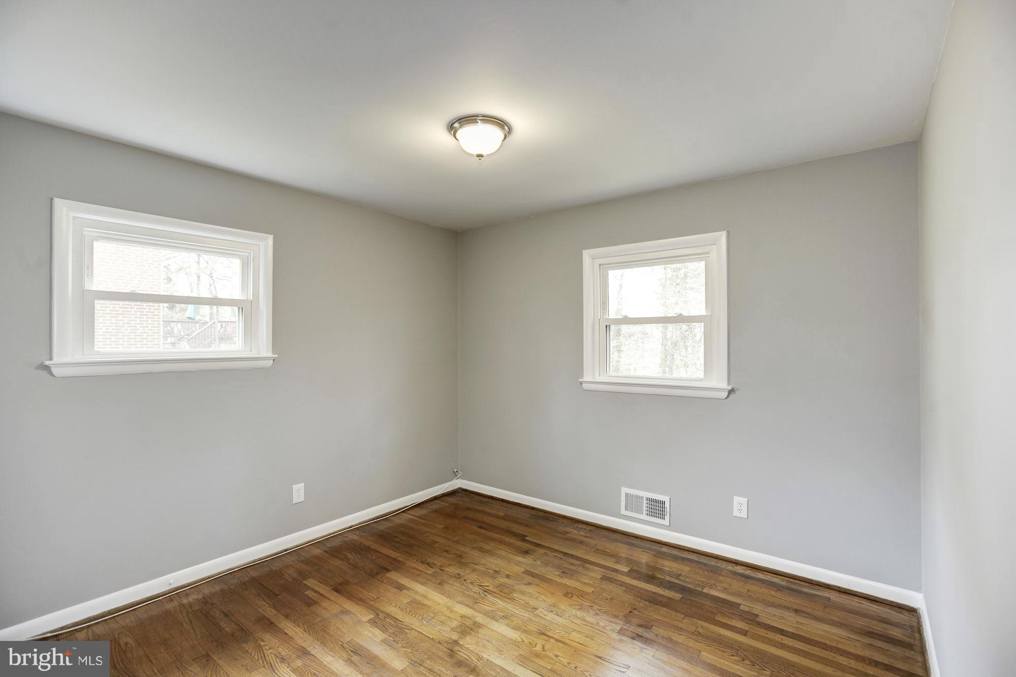 NORTH SPRINGFIELD - Residential