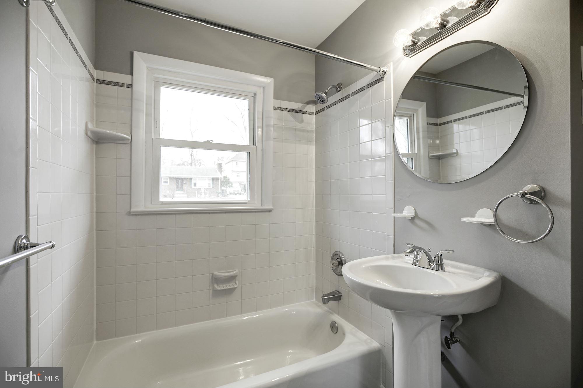 NORTH SPRINGFIELD - Residential