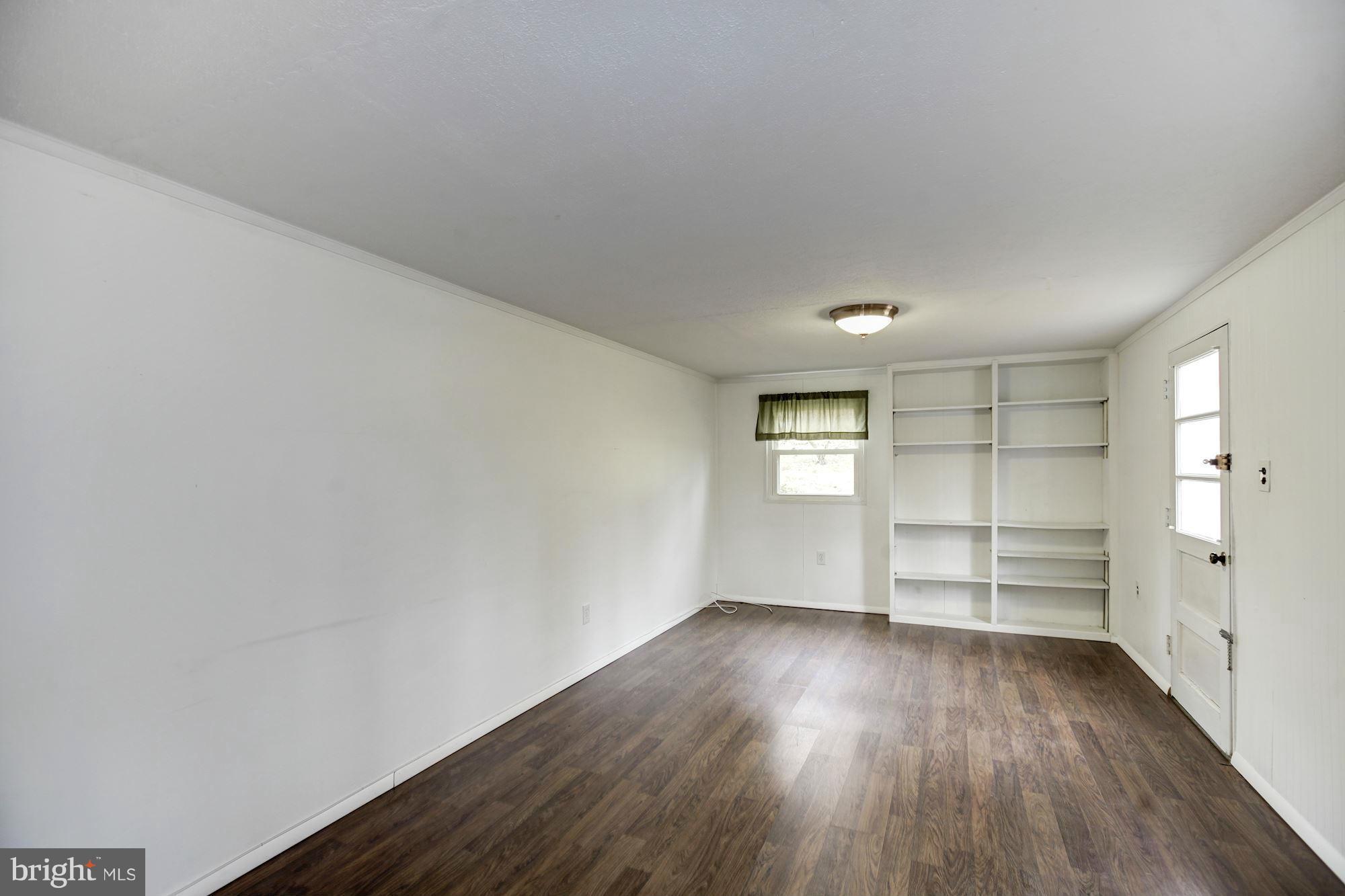 NORTH SPRINGFIELD - Residential