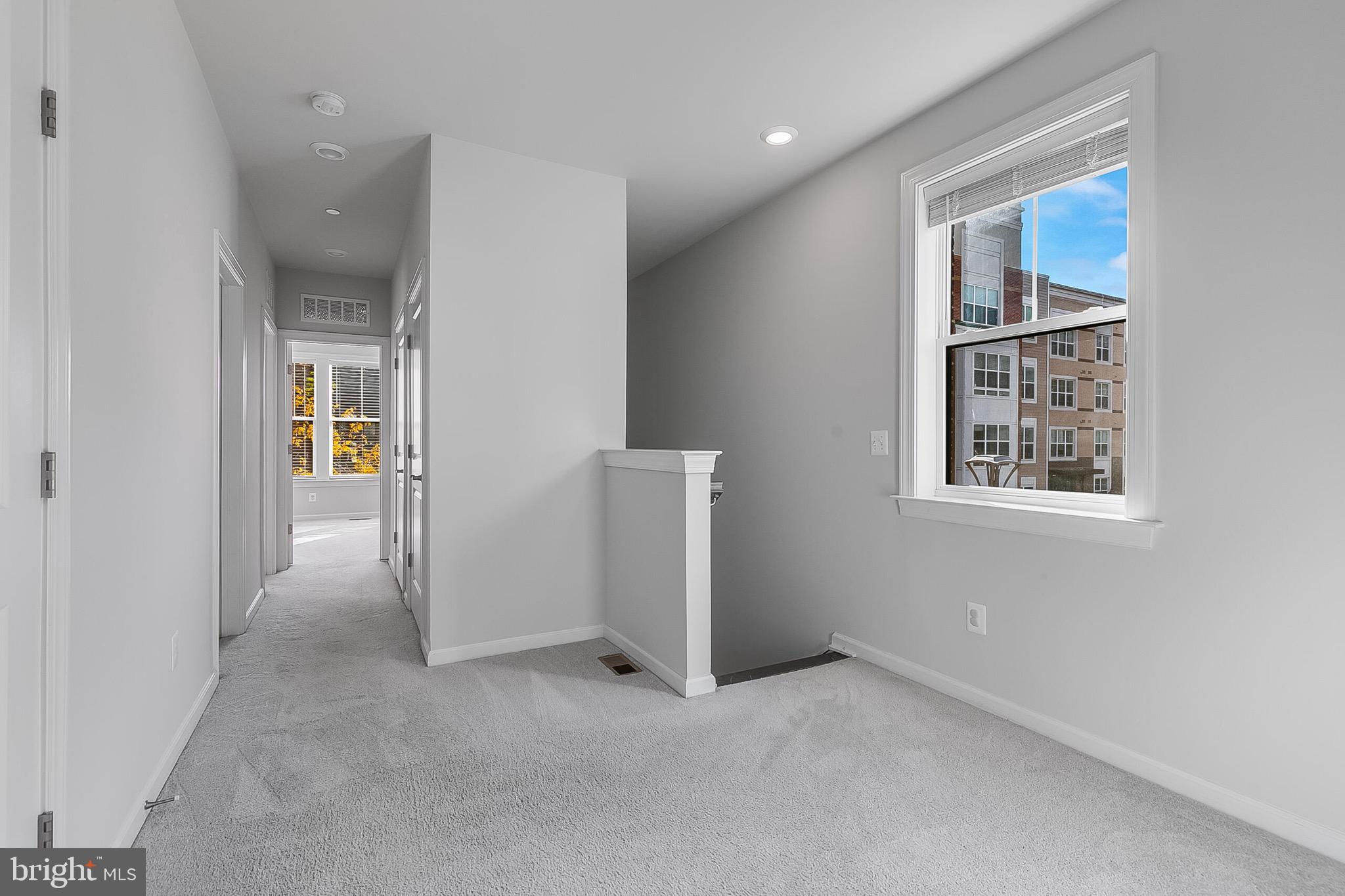 KINCORA - Residential Lease