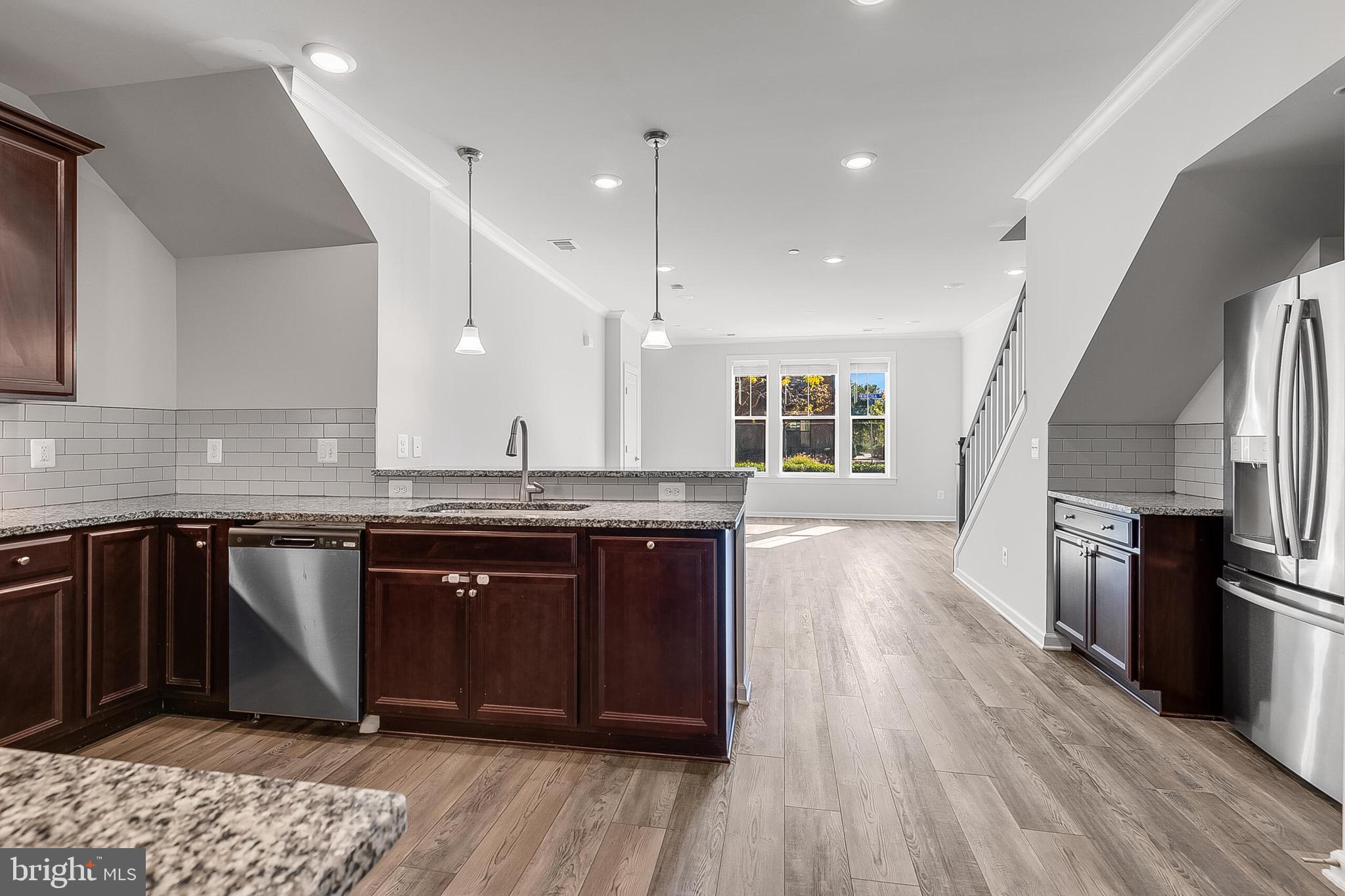 KINCORA - Residential Lease