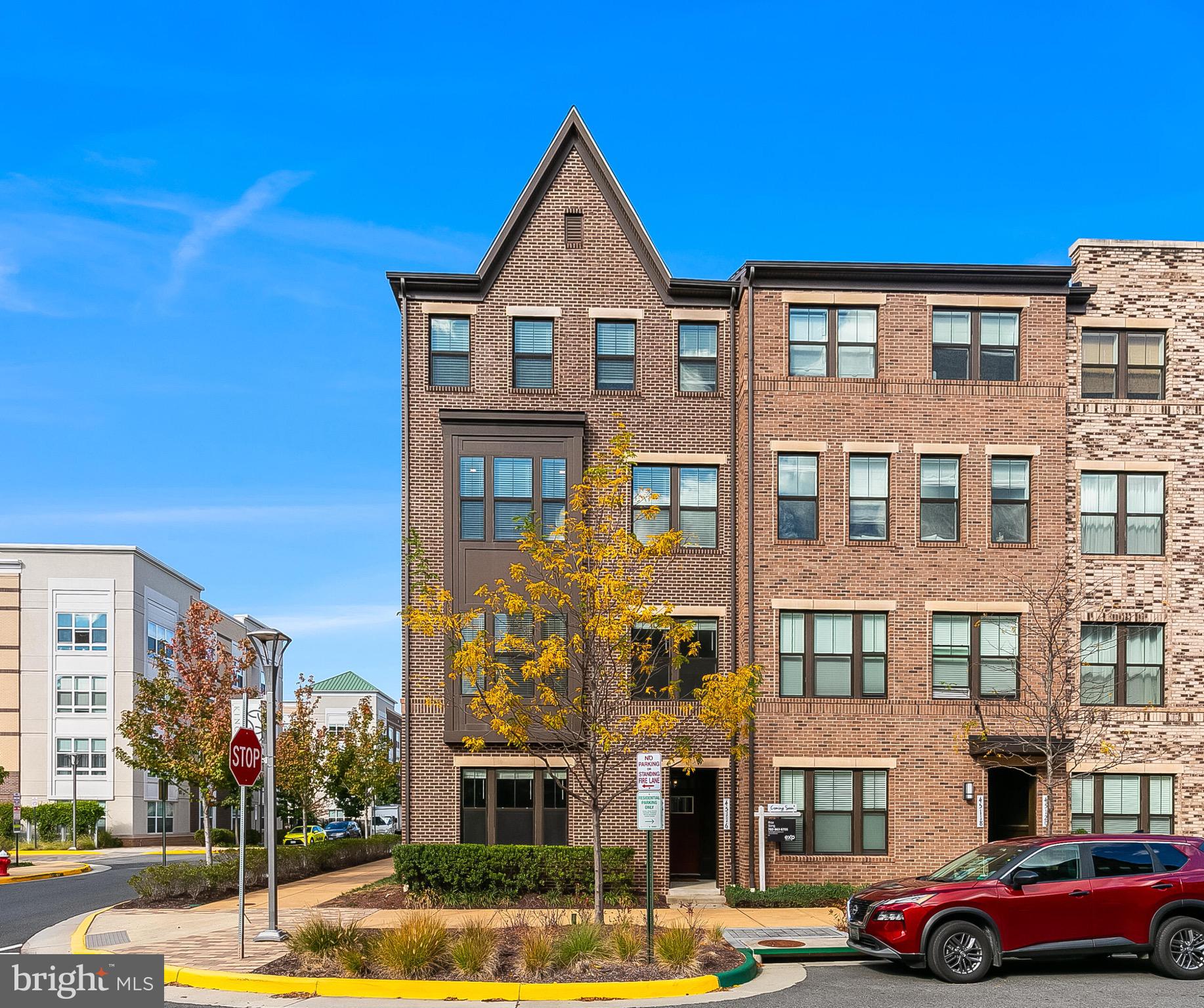 KINCORA - Residential Lease