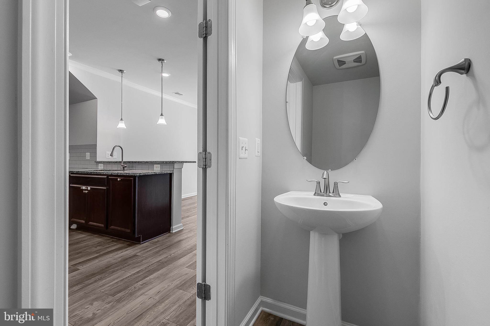 KINCORA - Residential Lease