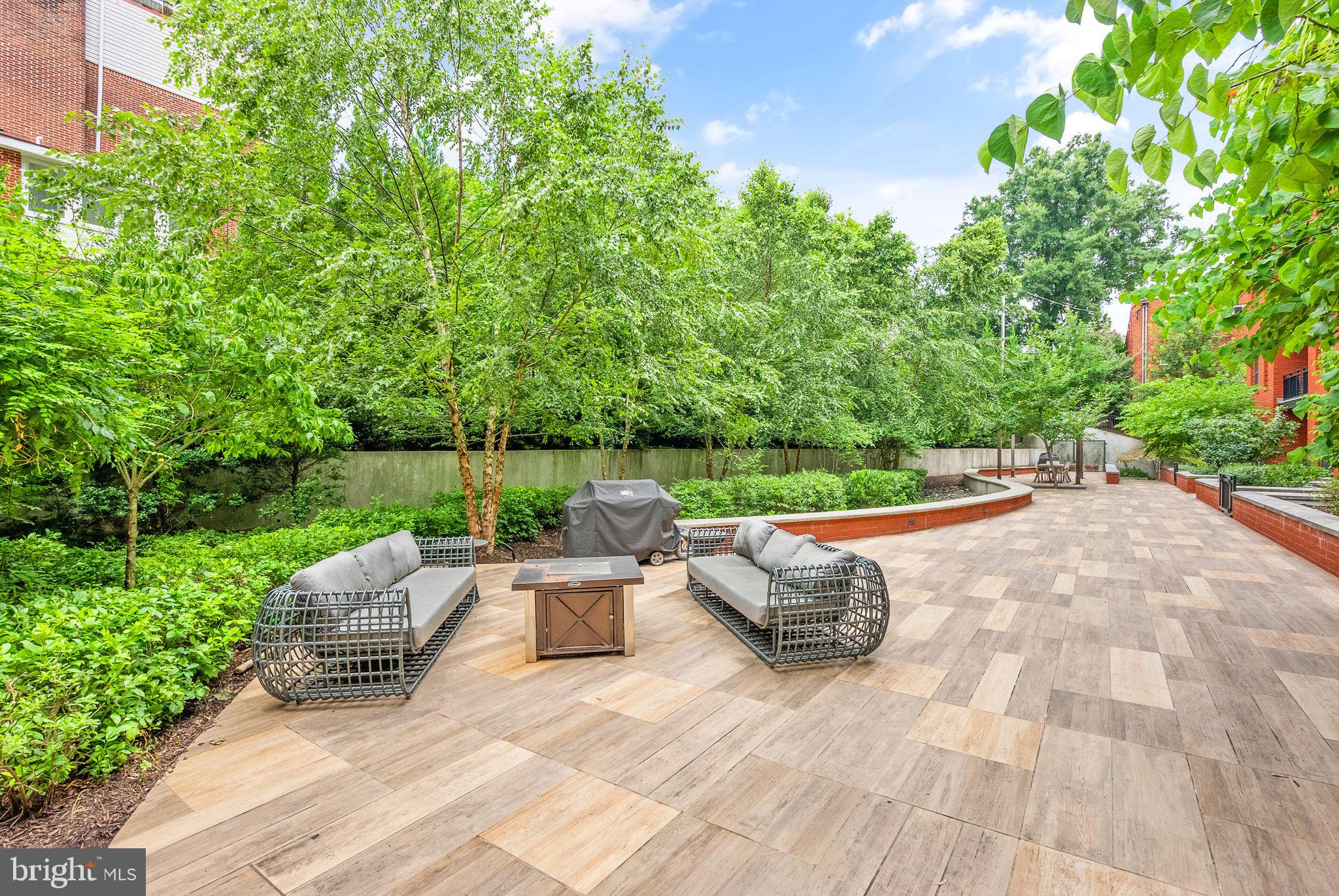 KEY AND NASH - Residential