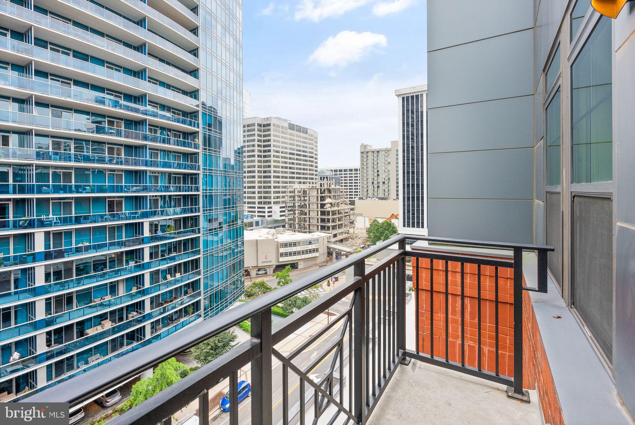 KEY AND NASH - Residential