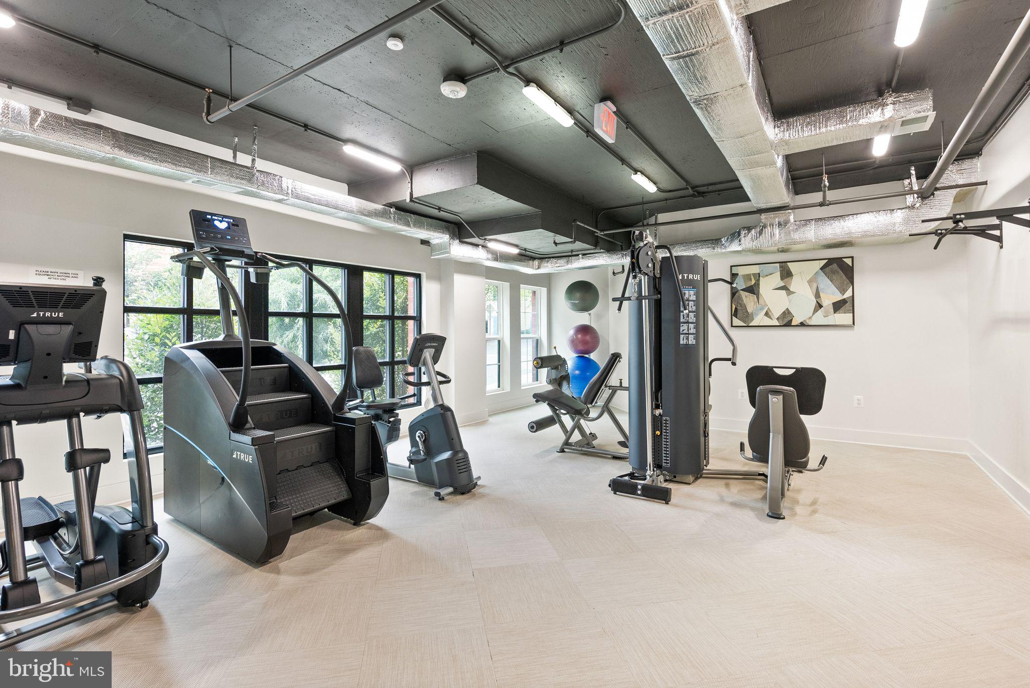 KEY AND NASH - Residential