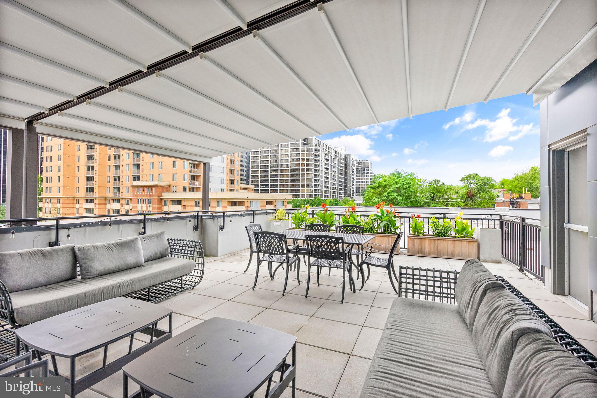 KEY AND NASH - Residential