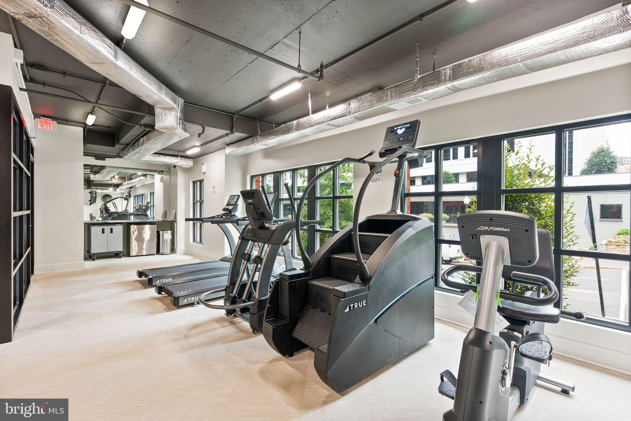 KEY AND NASH - Residential