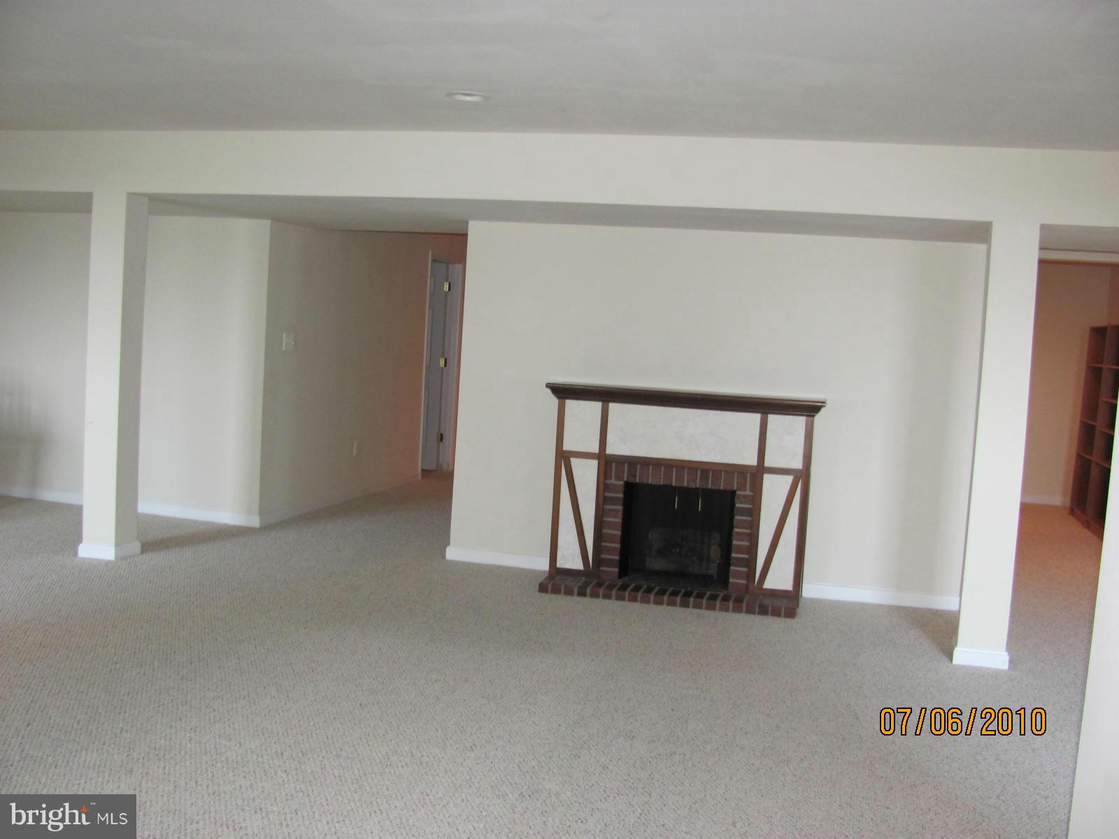 FEATHERSTONE FARMS - Residential Lease