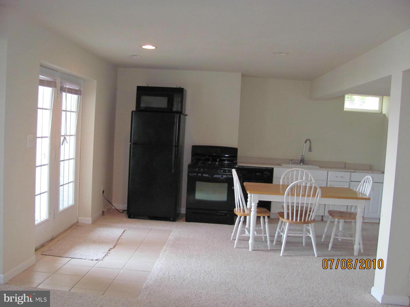FEATHERSTONE FARMS - Residential Lease