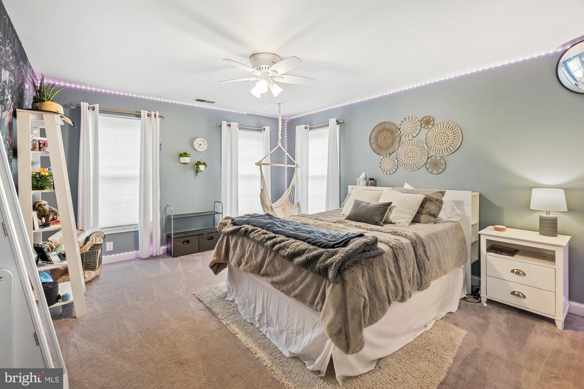 ELIZABETH'S DELIGHT - Residential