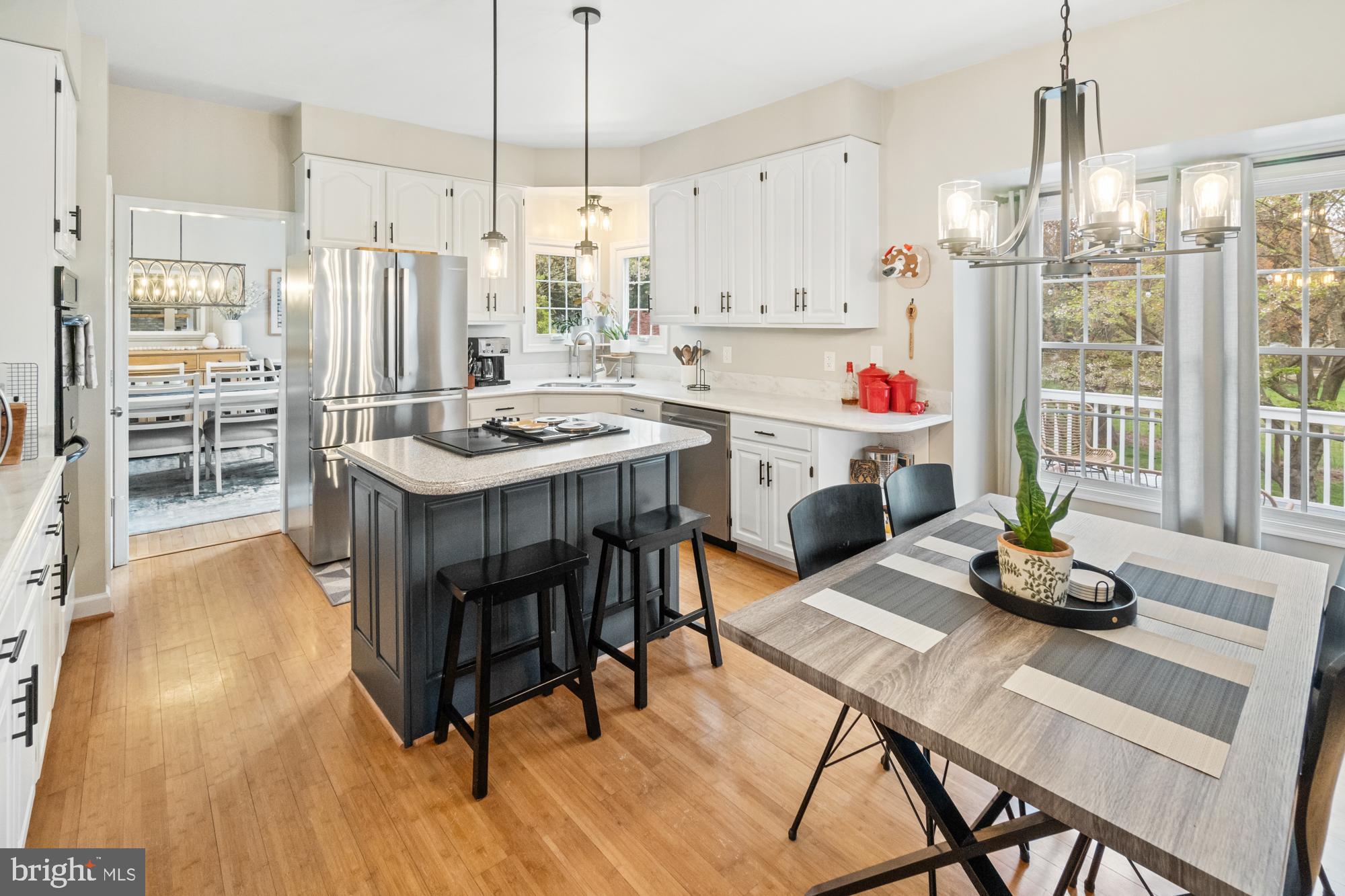 ELIZABETH'S DELIGHT - Residential