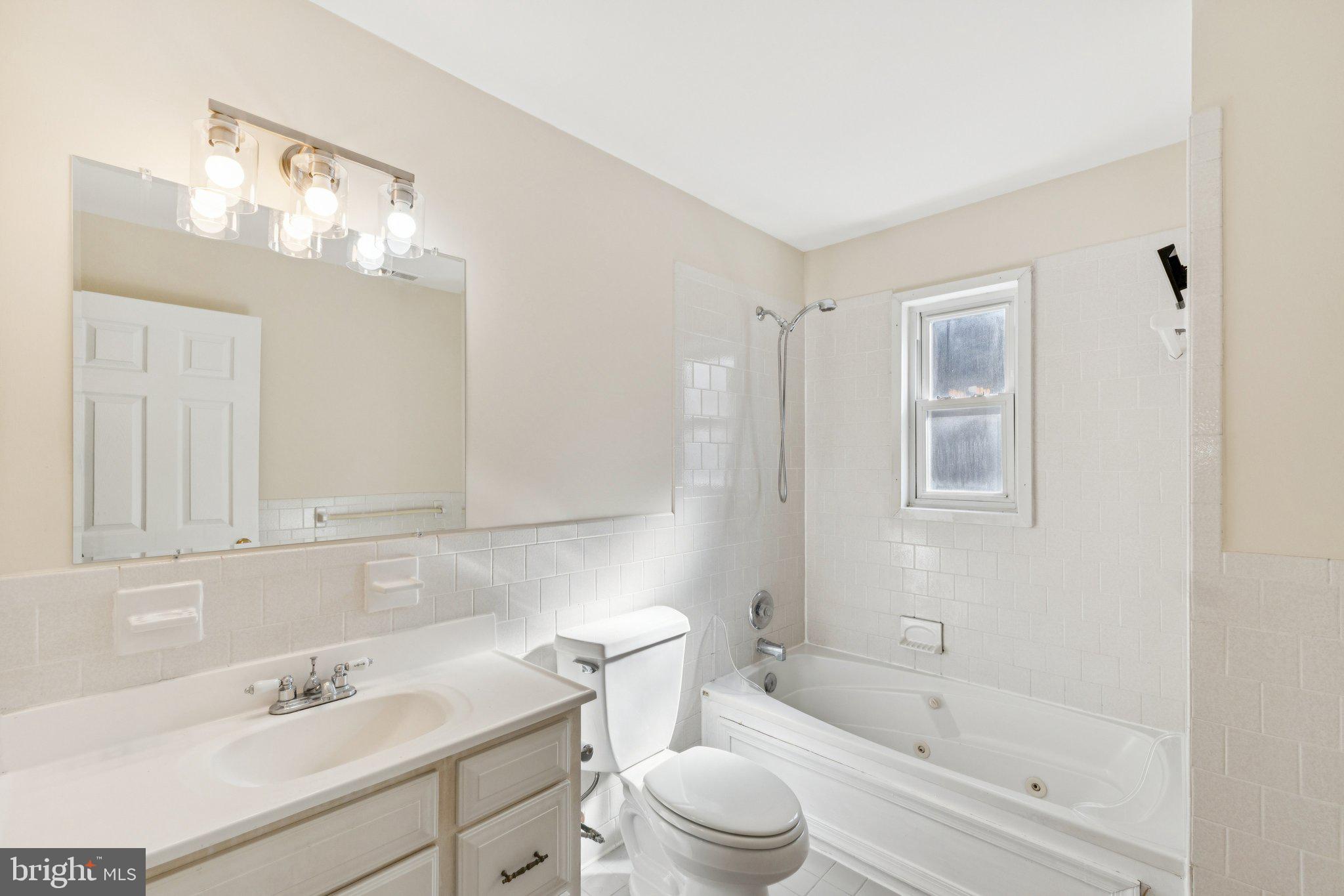 GLEN MAR PARK - Residential Lease