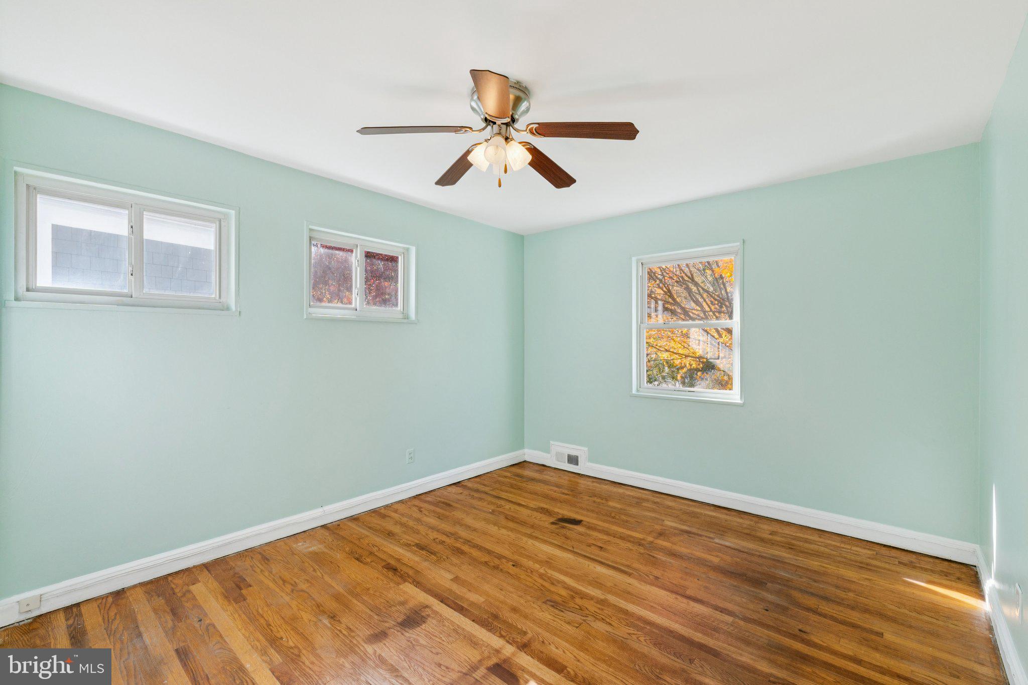 GLEN MAR PARK - Residential Lease