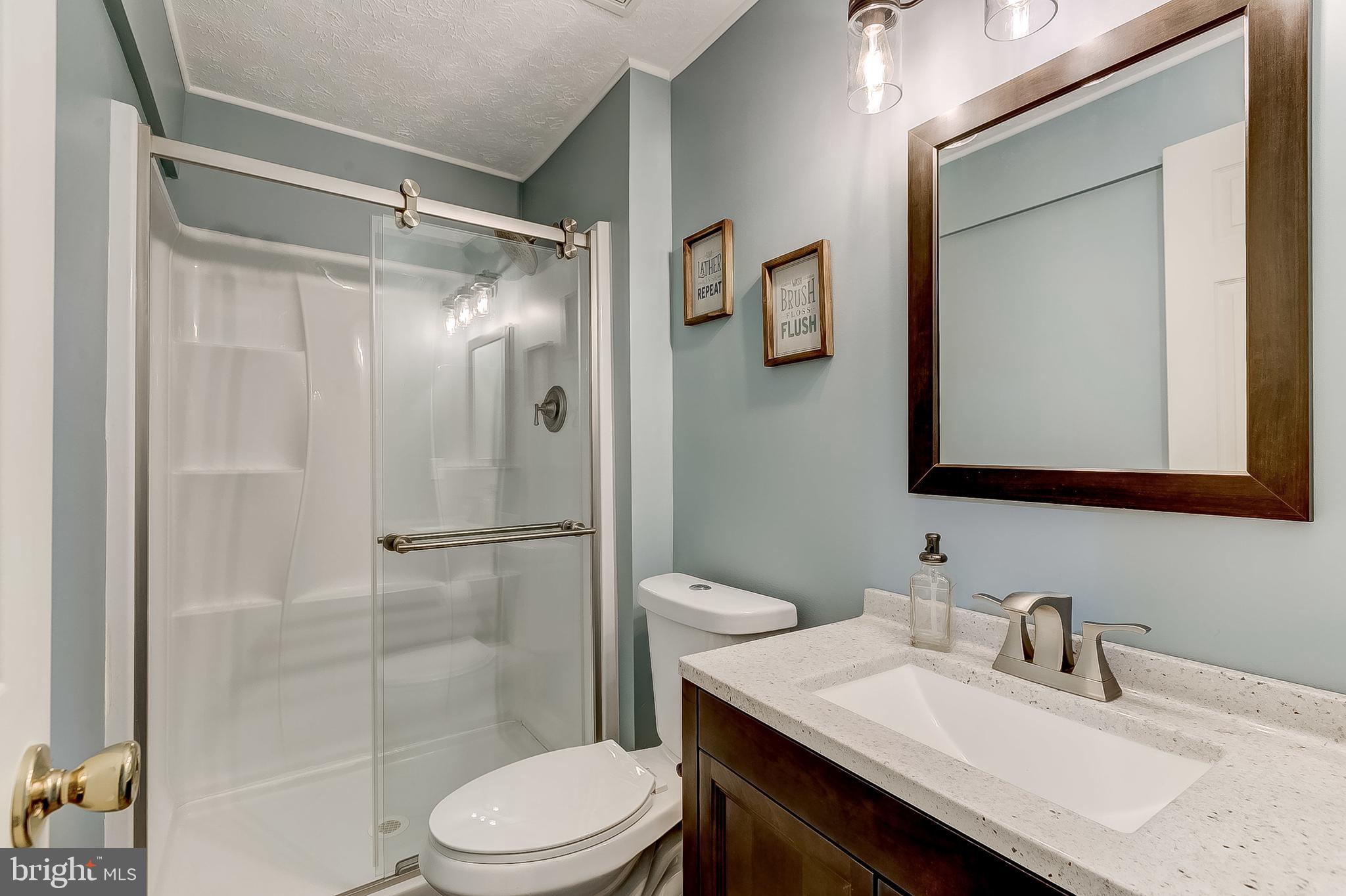 CONSTANT FRIENDSHIP - Residential