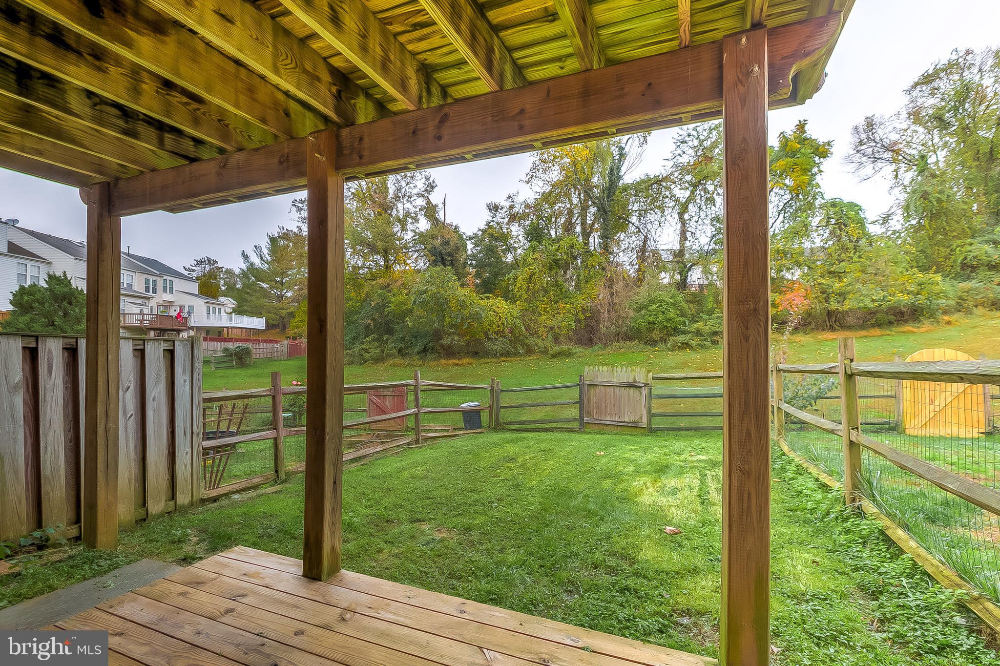 CONSTANT FRIENDSHIP - Residential