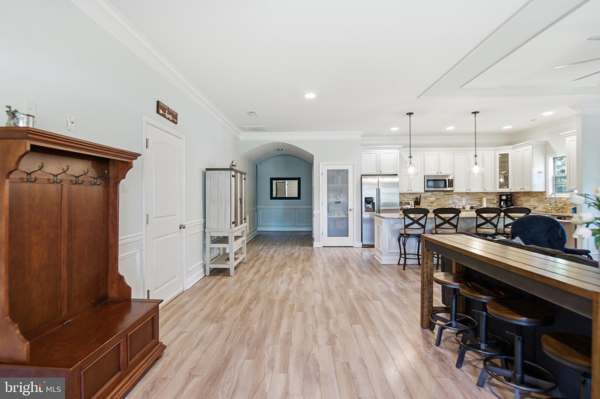 7714 LEE DRIVE