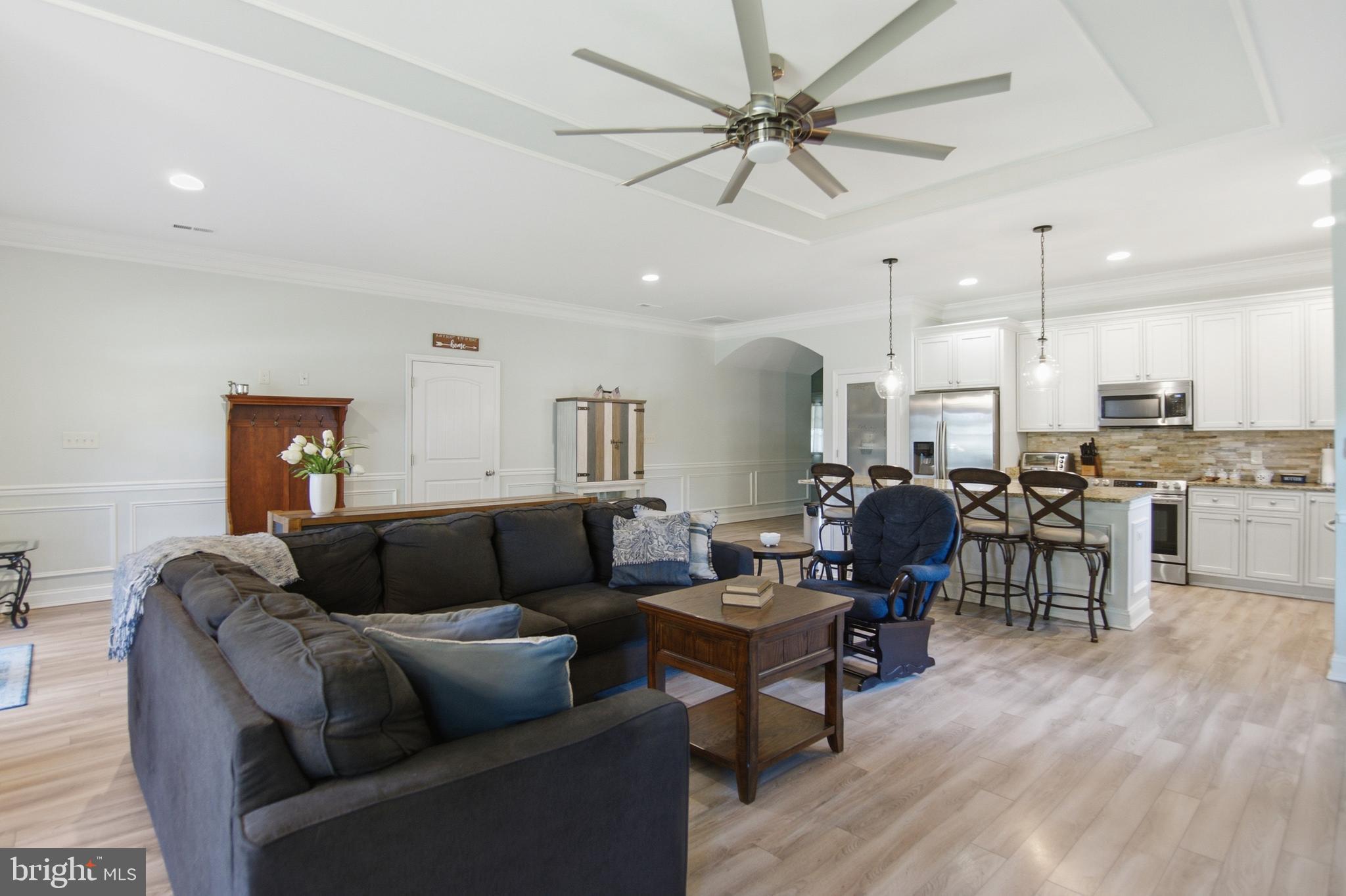 7714 LEE DRIVE