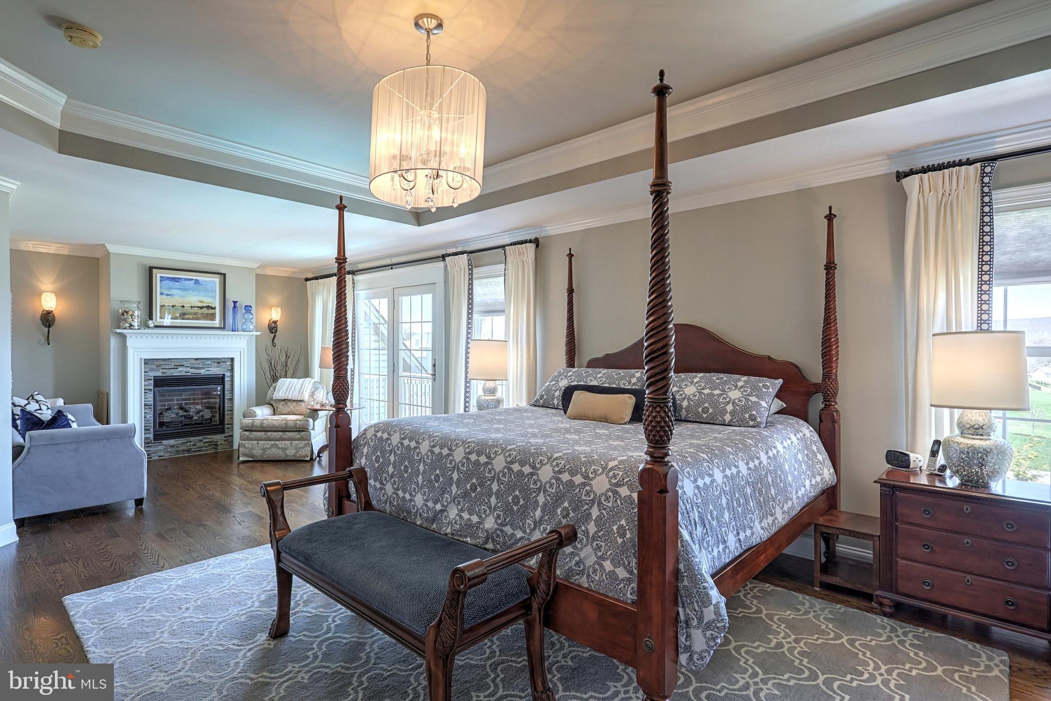 HAMPDEN SUMMIT - Residential