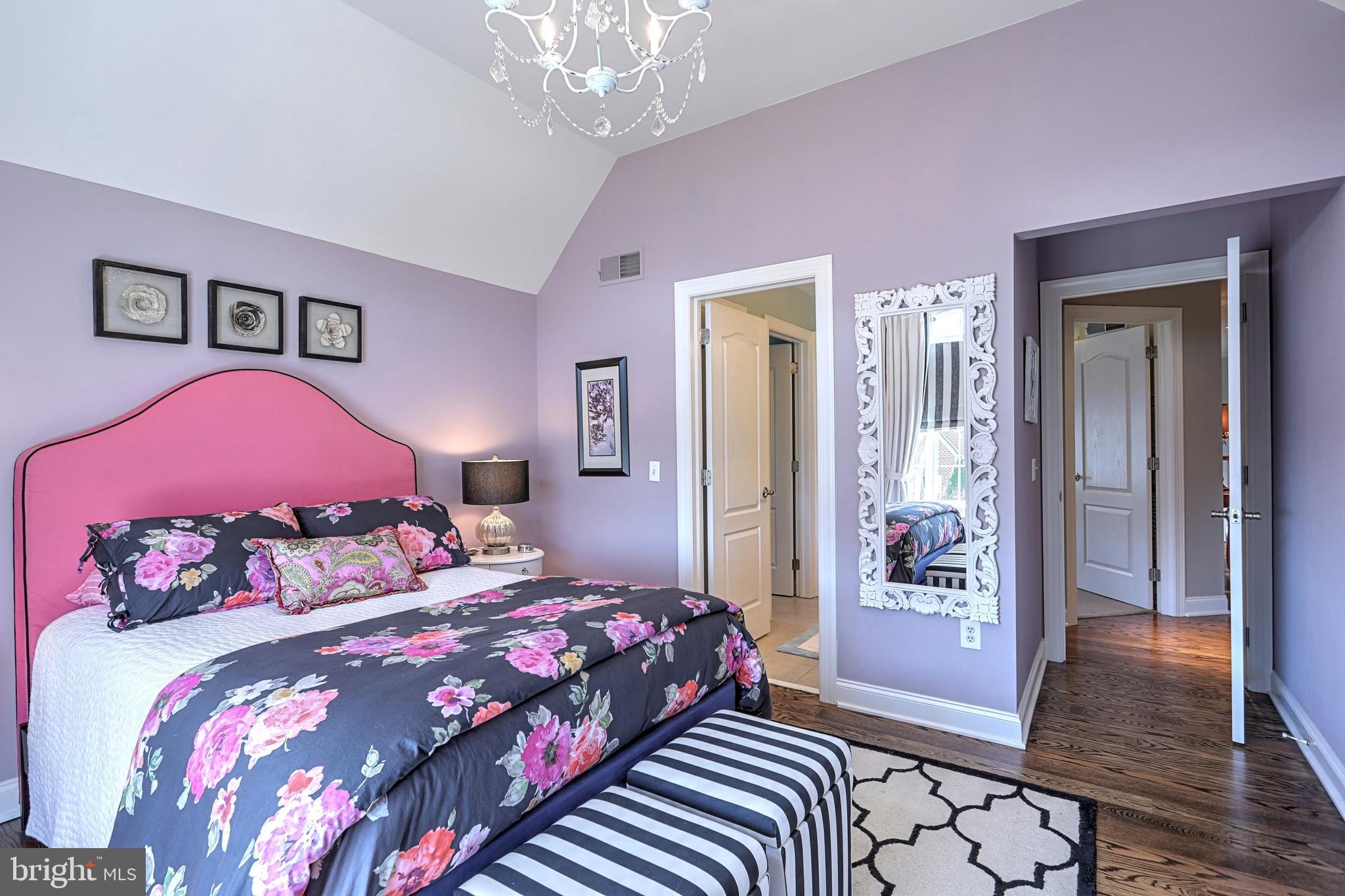 HAMPDEN SUMMIT - Residential